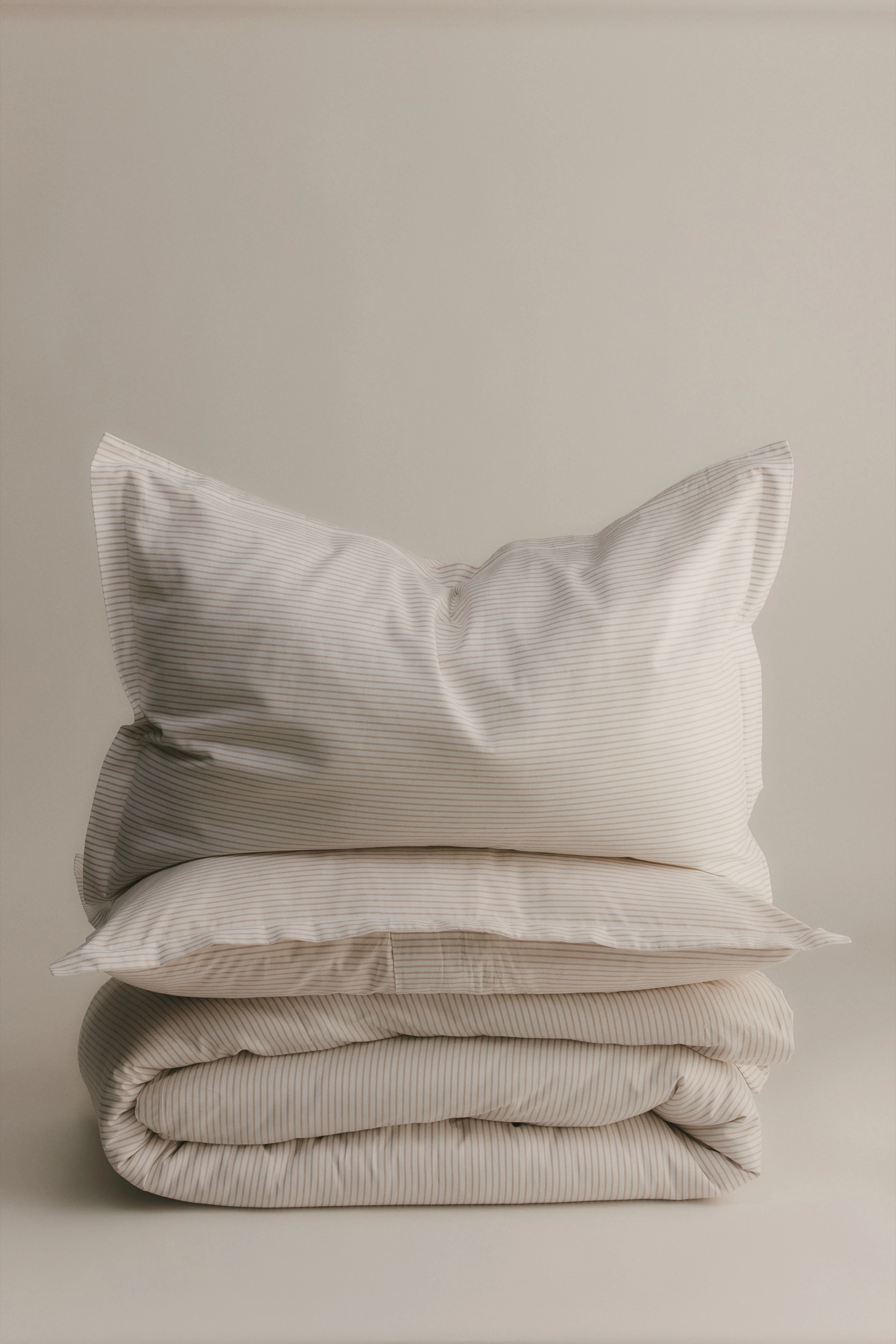Duvet Cover and Sham Set in Sand/White Microstripe