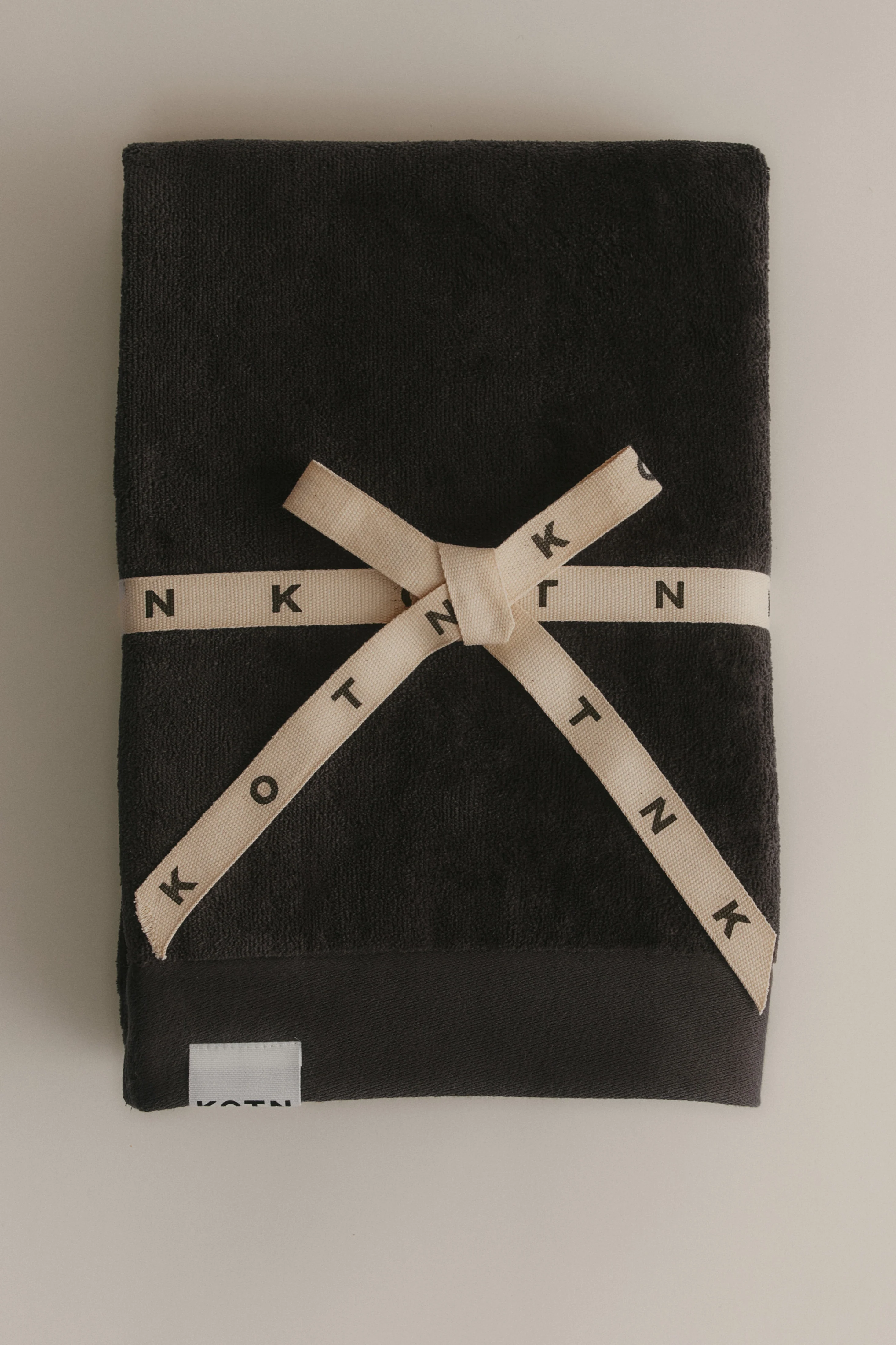 Egyptian Cotton Bath Sheet in Raven - Image 4