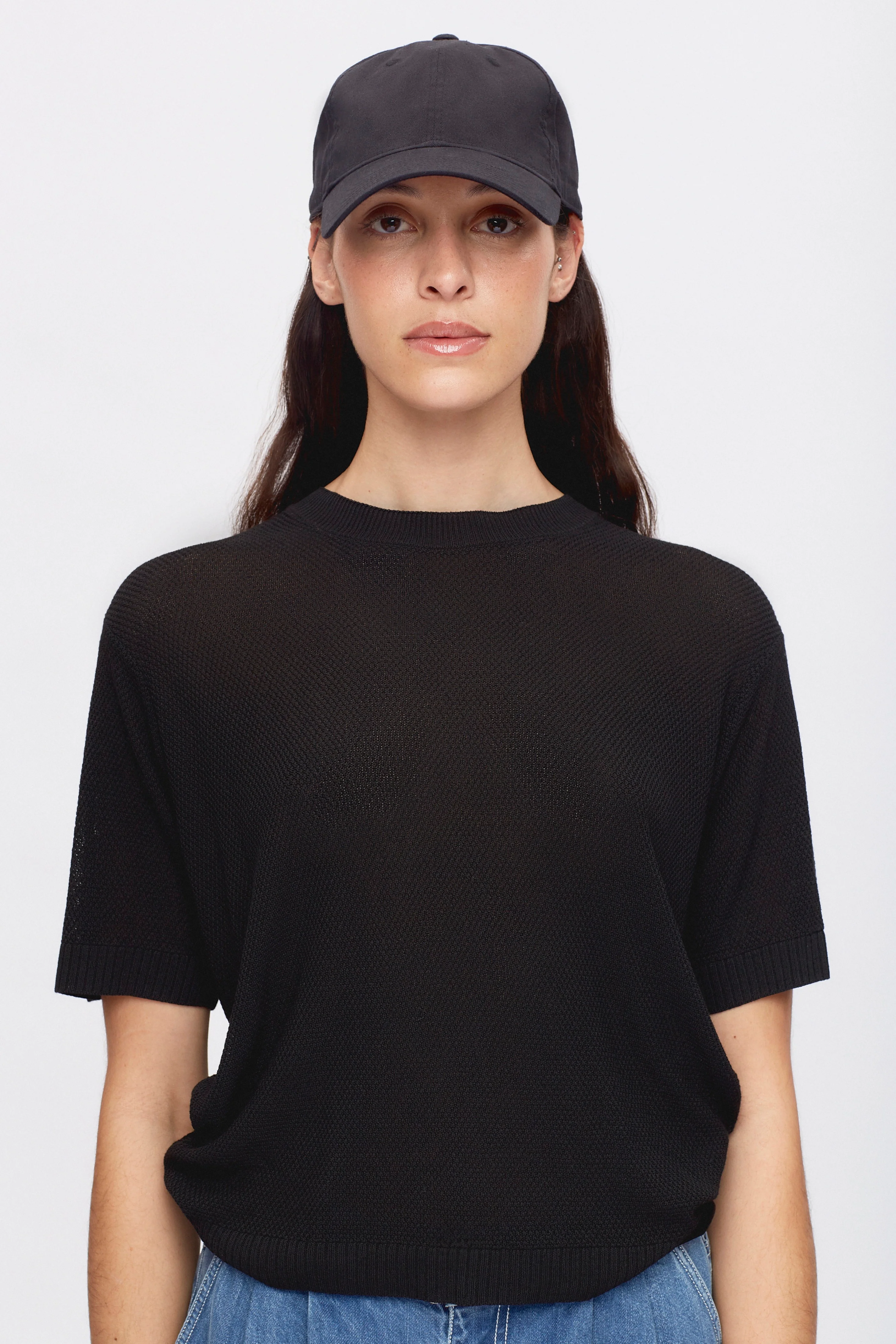 Field Cap in Black - Image 2