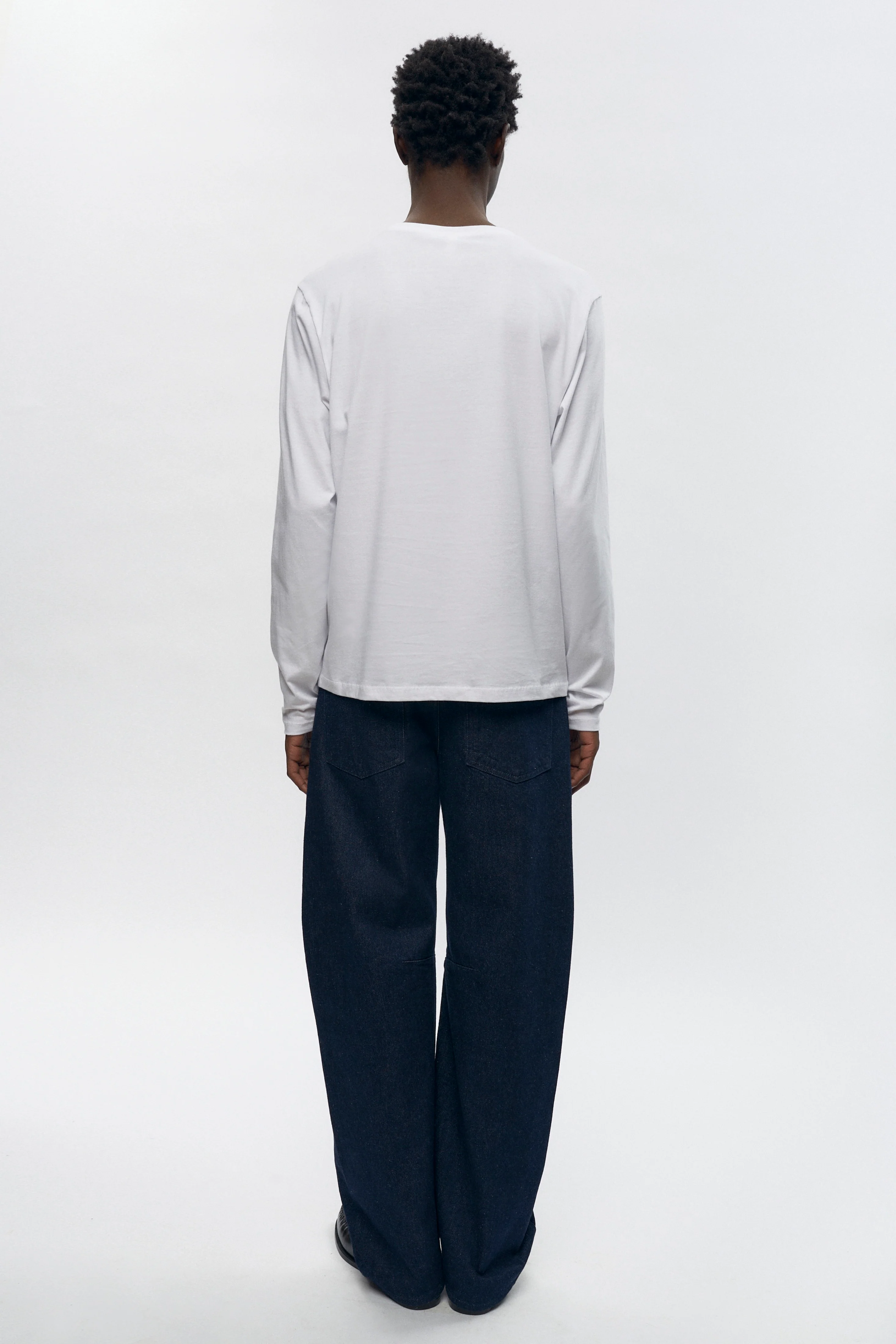 Unisex Essential Longsleeve in White - Image 3