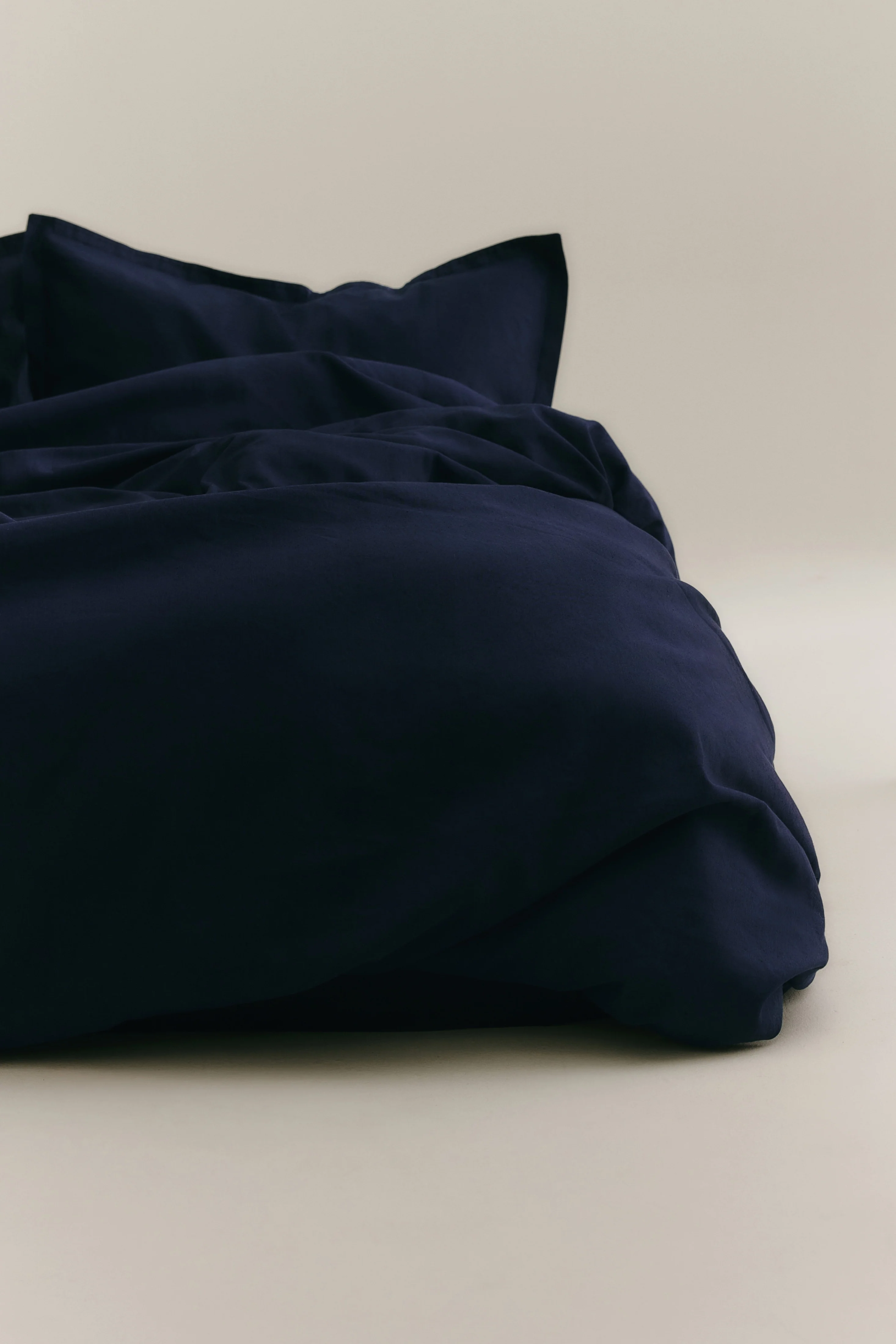 Linen Duvet Cover and Sham Set in Maritime - Image 3