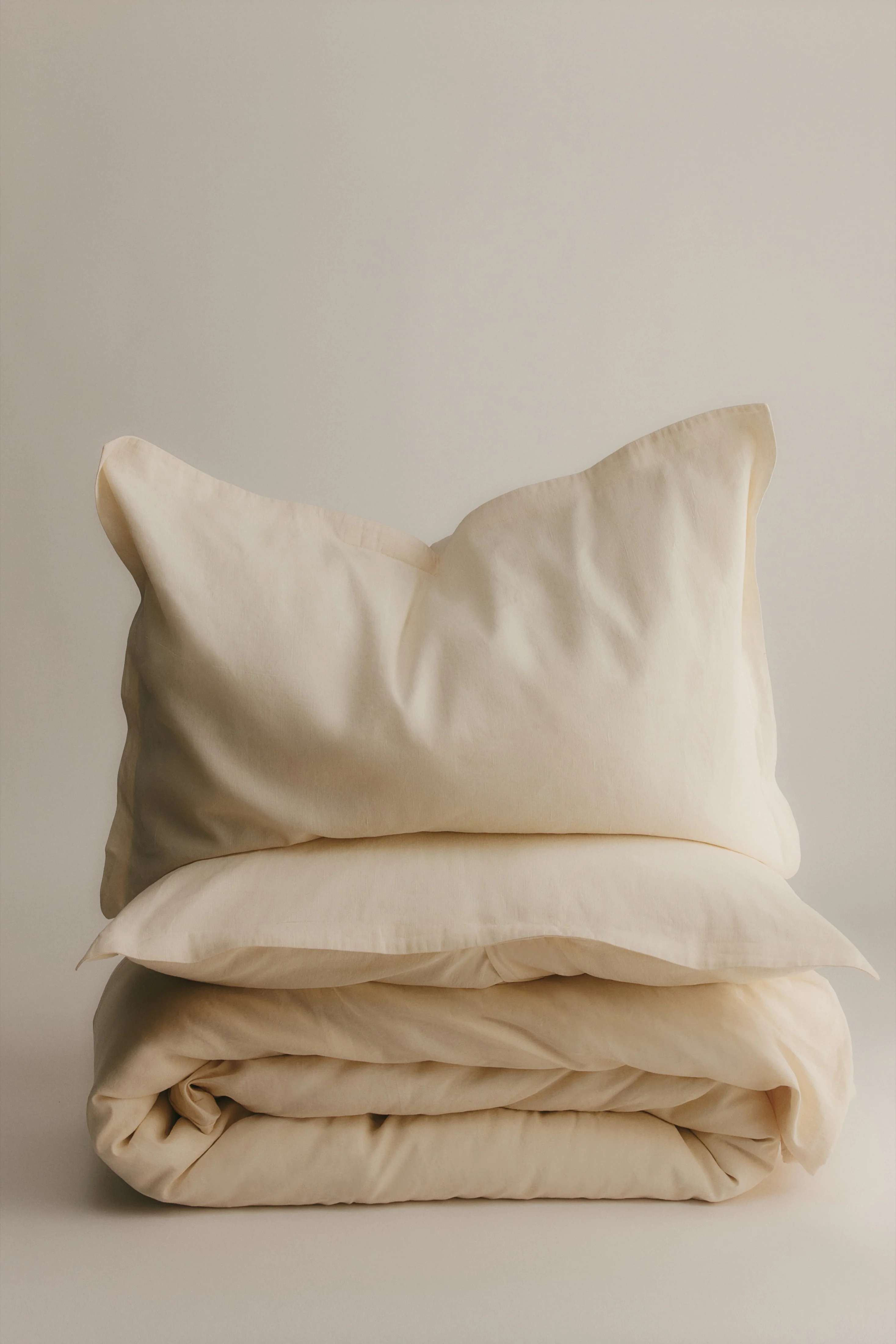 Linen Duvet Cover and Pillow Sham Set in Natural