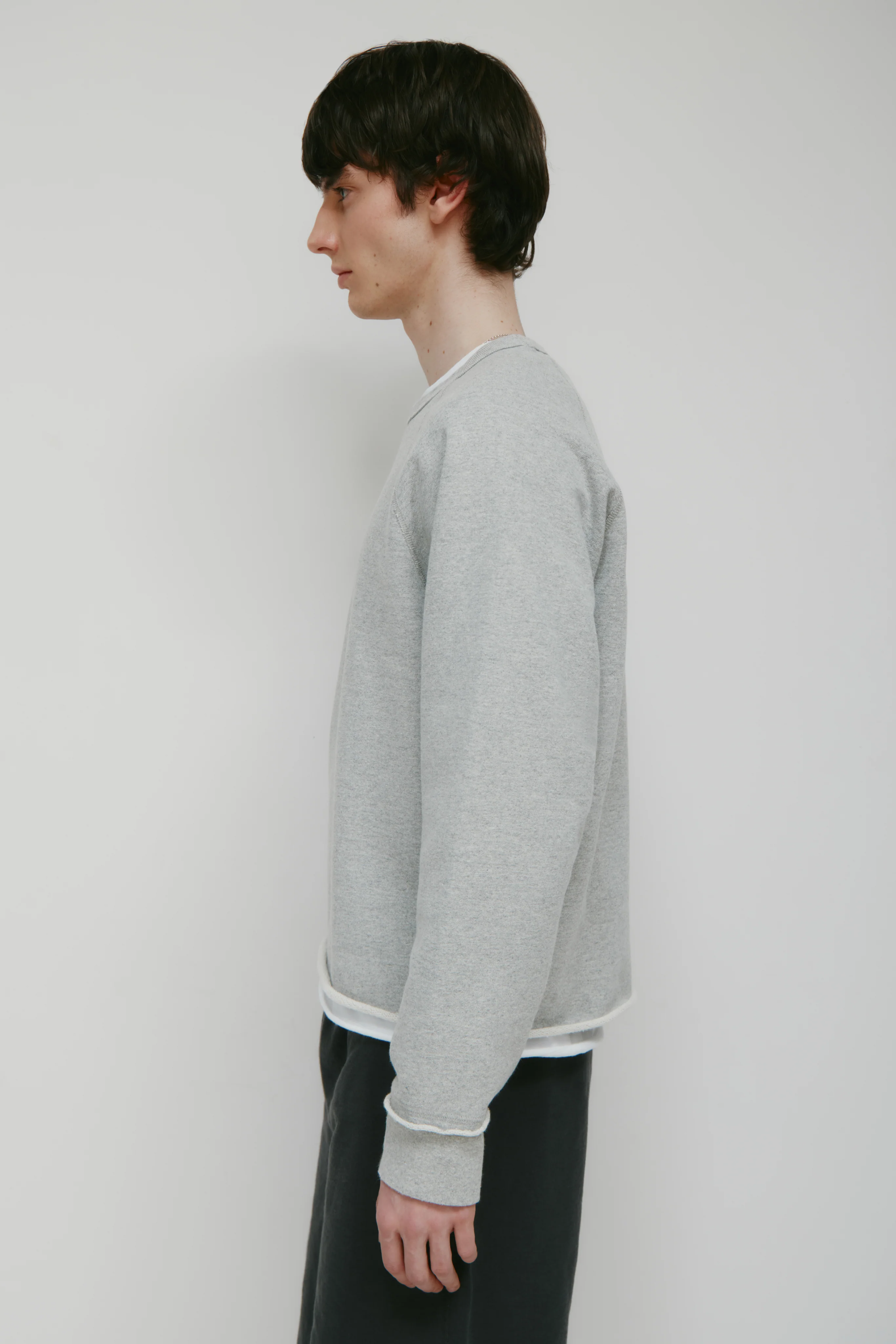 Men's Asr Cut-off Crewneck in Heather Grey - Image 4