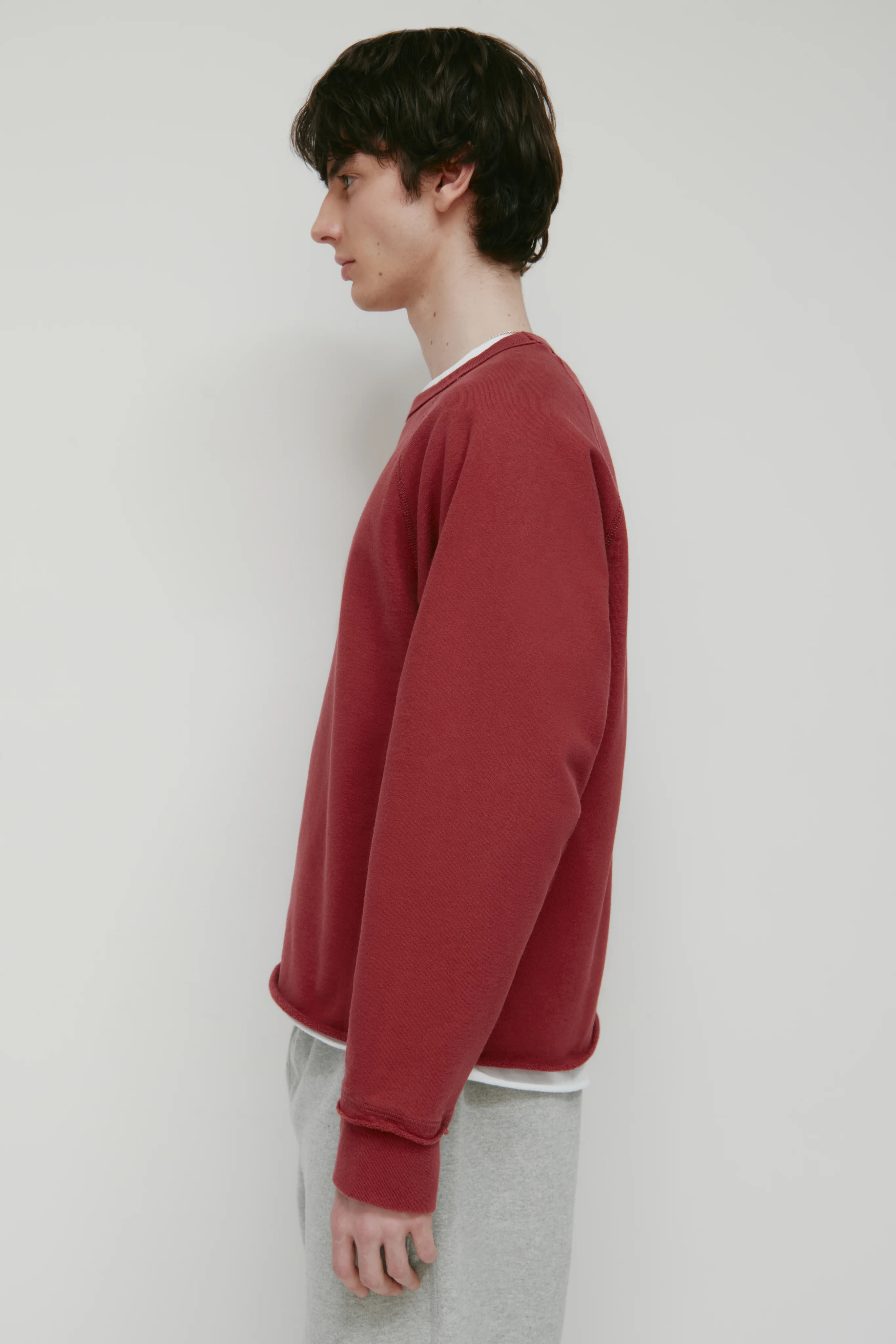 Men's Asr Cut-off Crewneck in Yakimo - Image 4