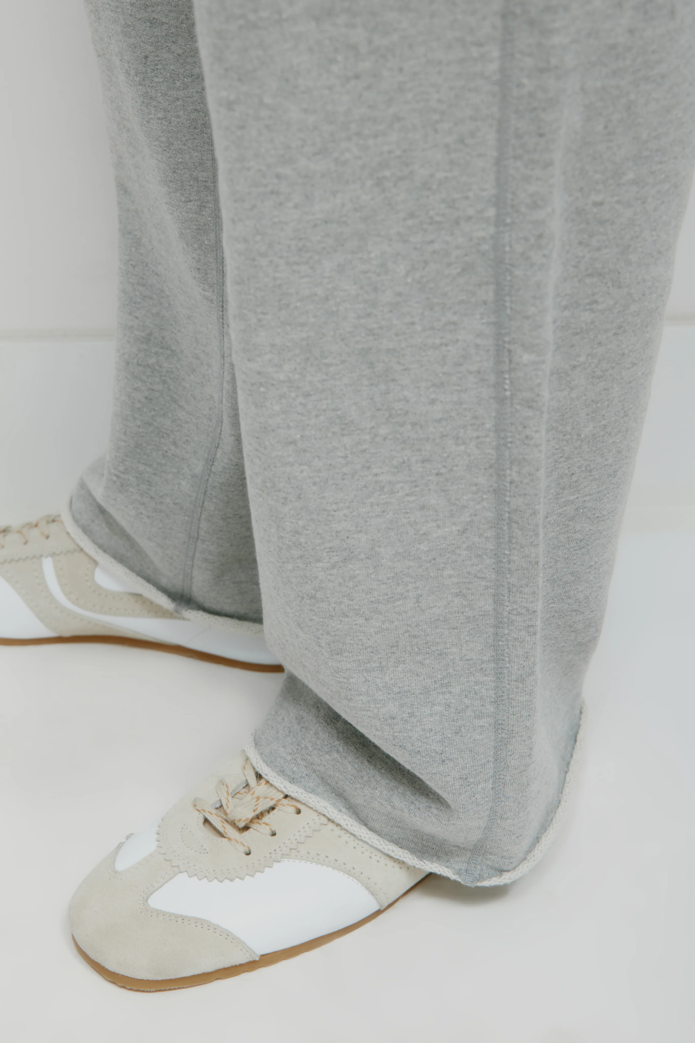 Men's Asr Cut-off Sweatpant in Heather Grey - Image 3
