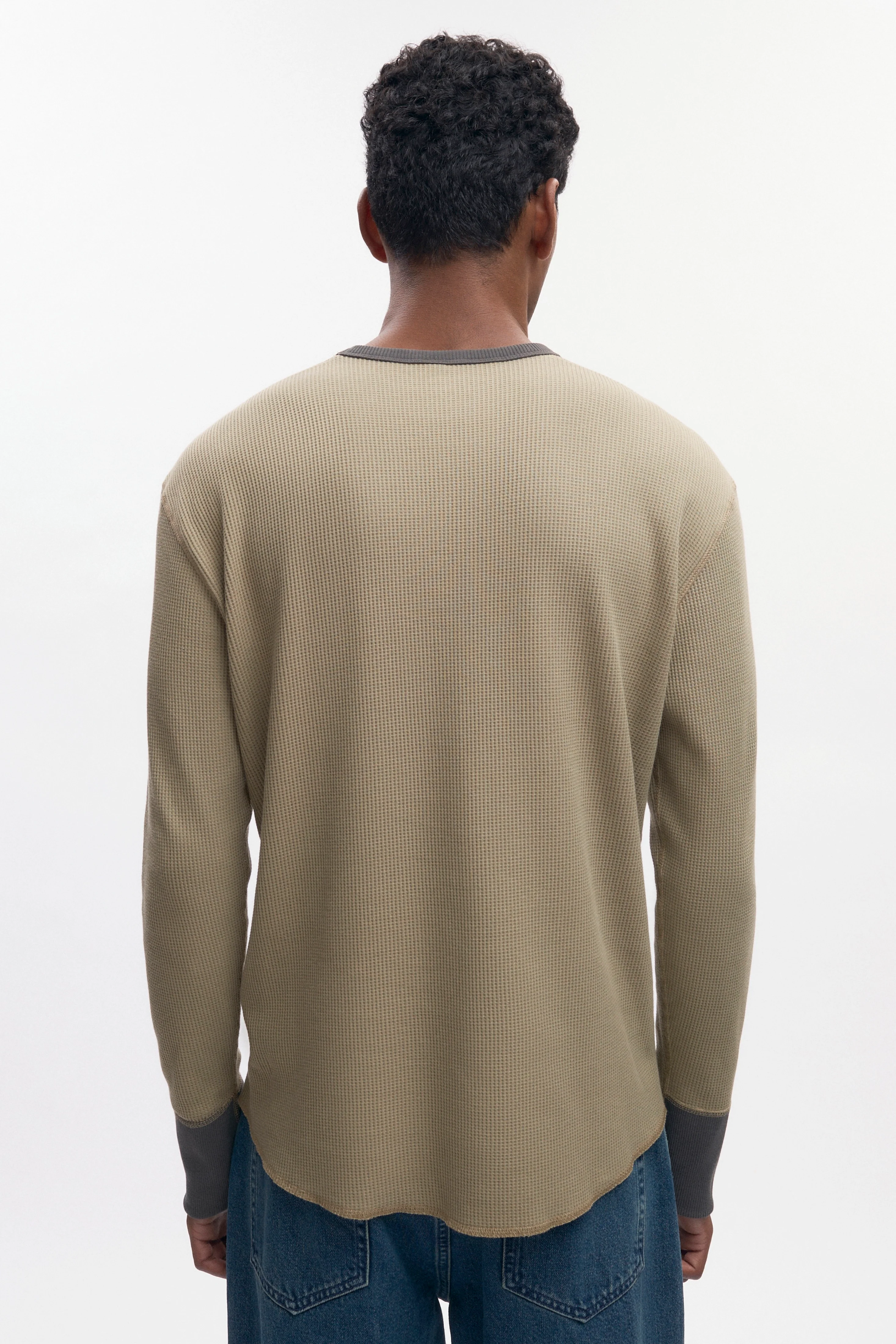 Men's Atlas Waffle Longsleeve in Desert/Beluga - Image 4
