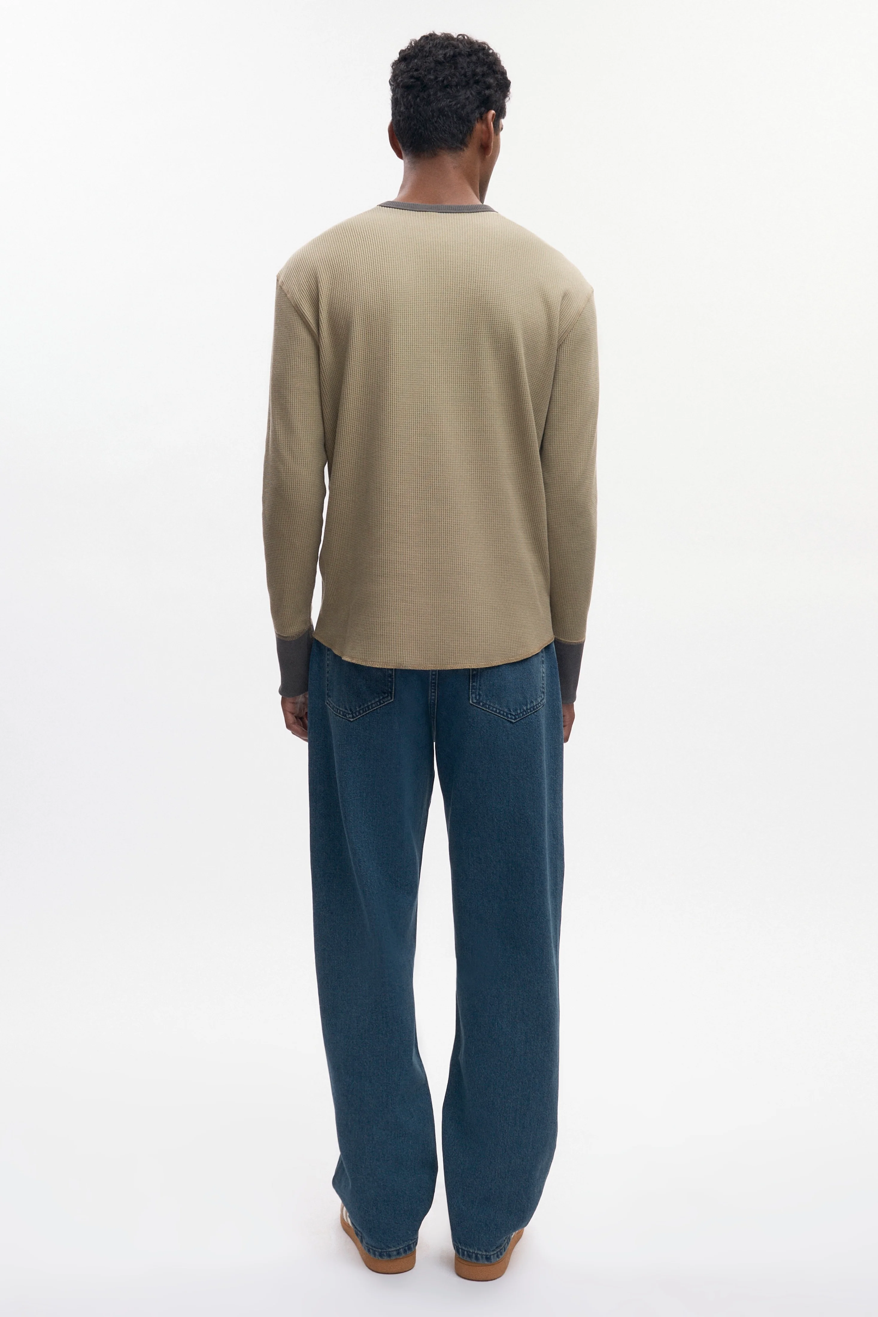 Men's Atlas Waffle Longsleeve in Desert/Beluga - Image 6
