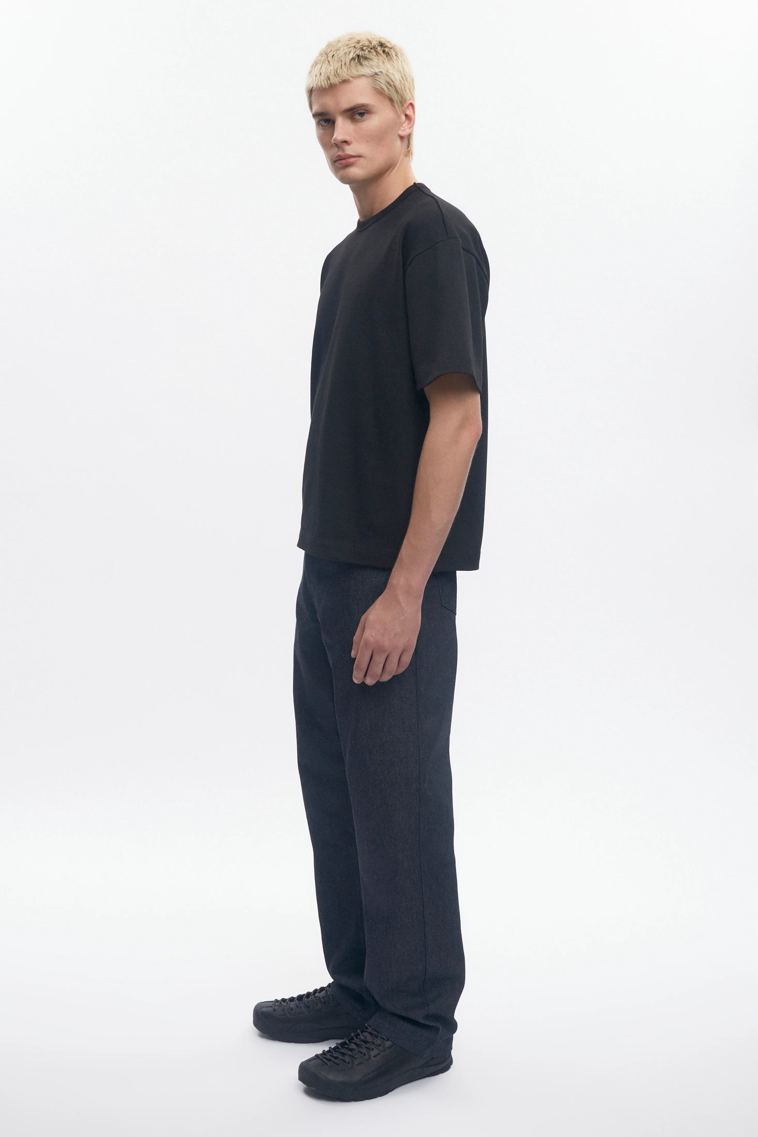 Men's Box Slub Tee in Black - Image 6