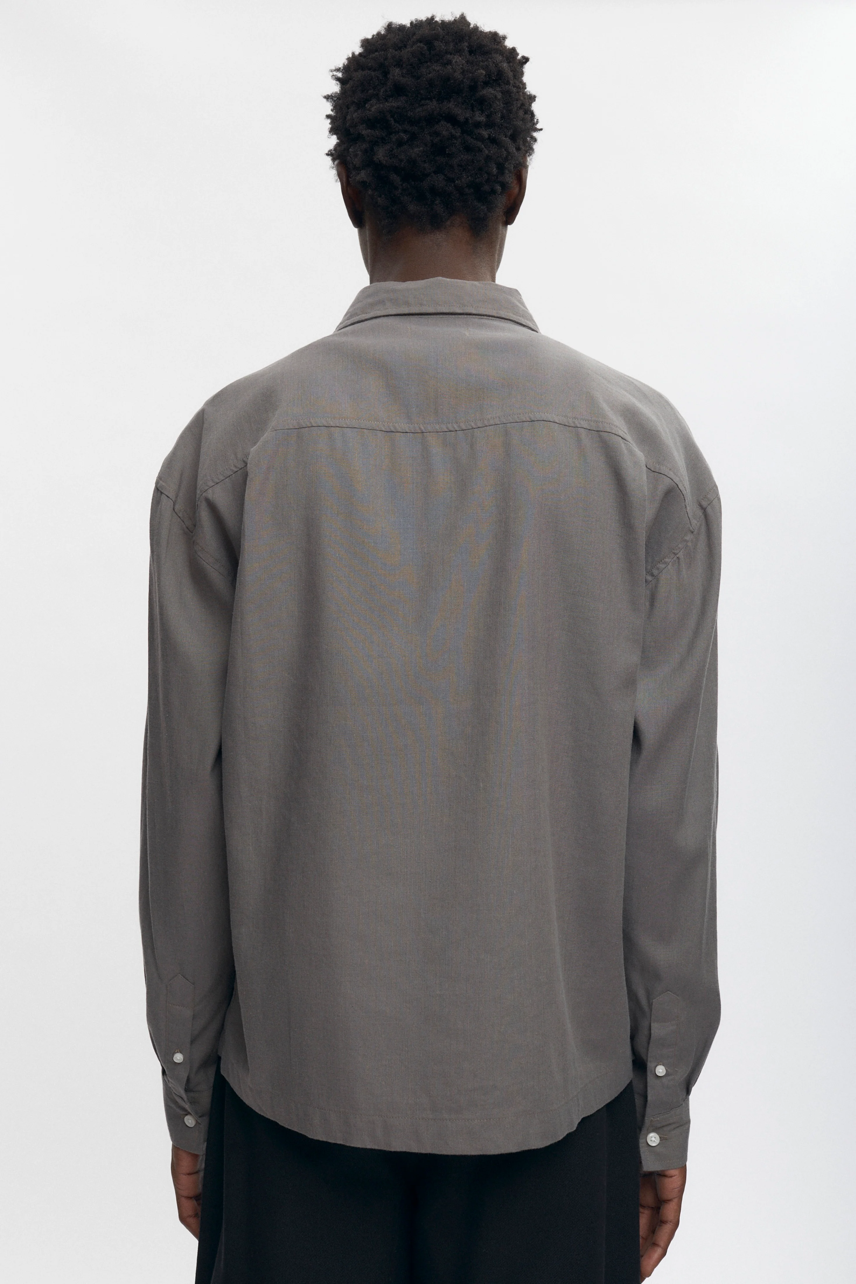 Cairo Linen Shirt in Warm Grey - Image 4