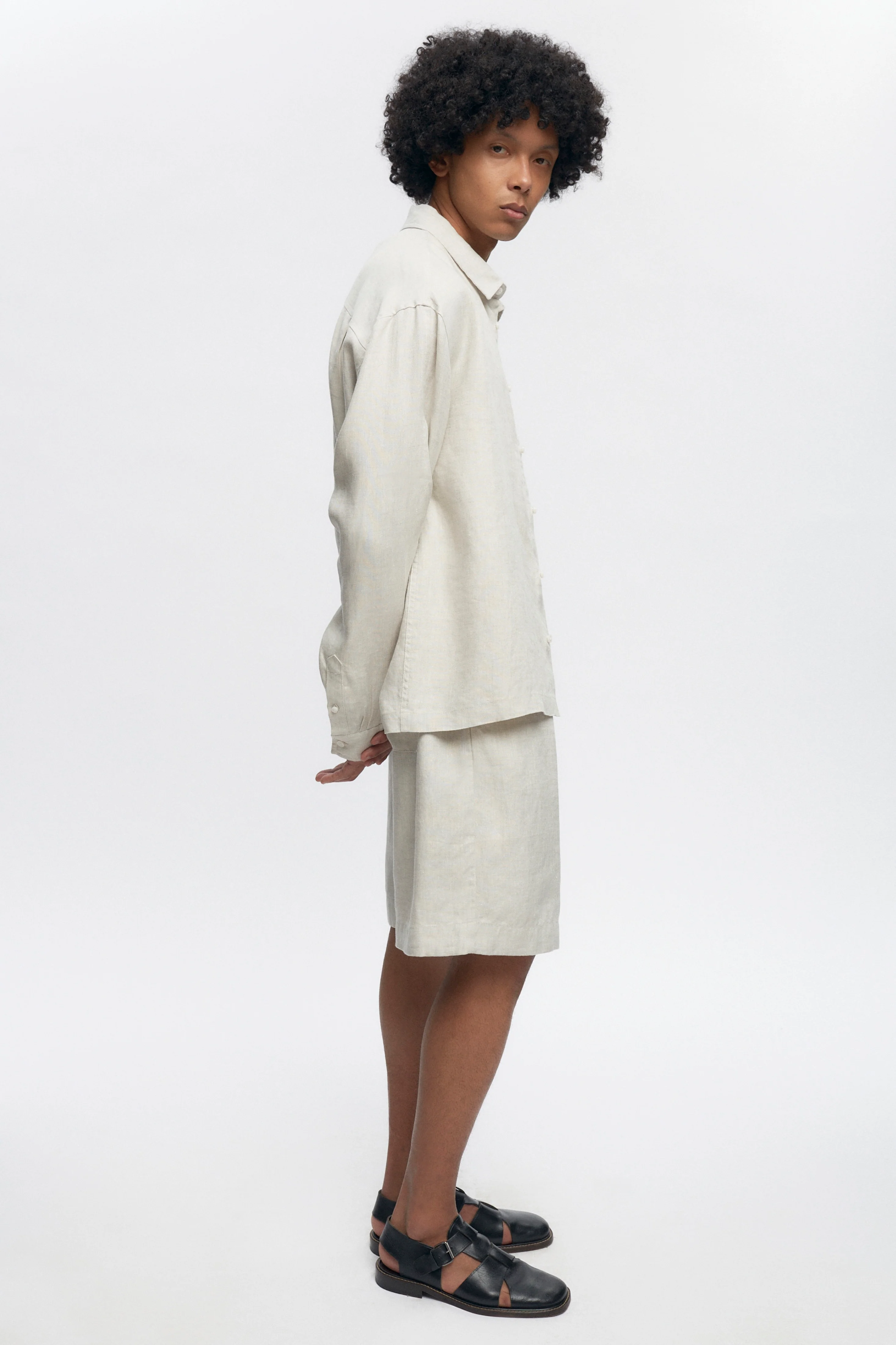 Cairo Linen Short in Natural - Image 5