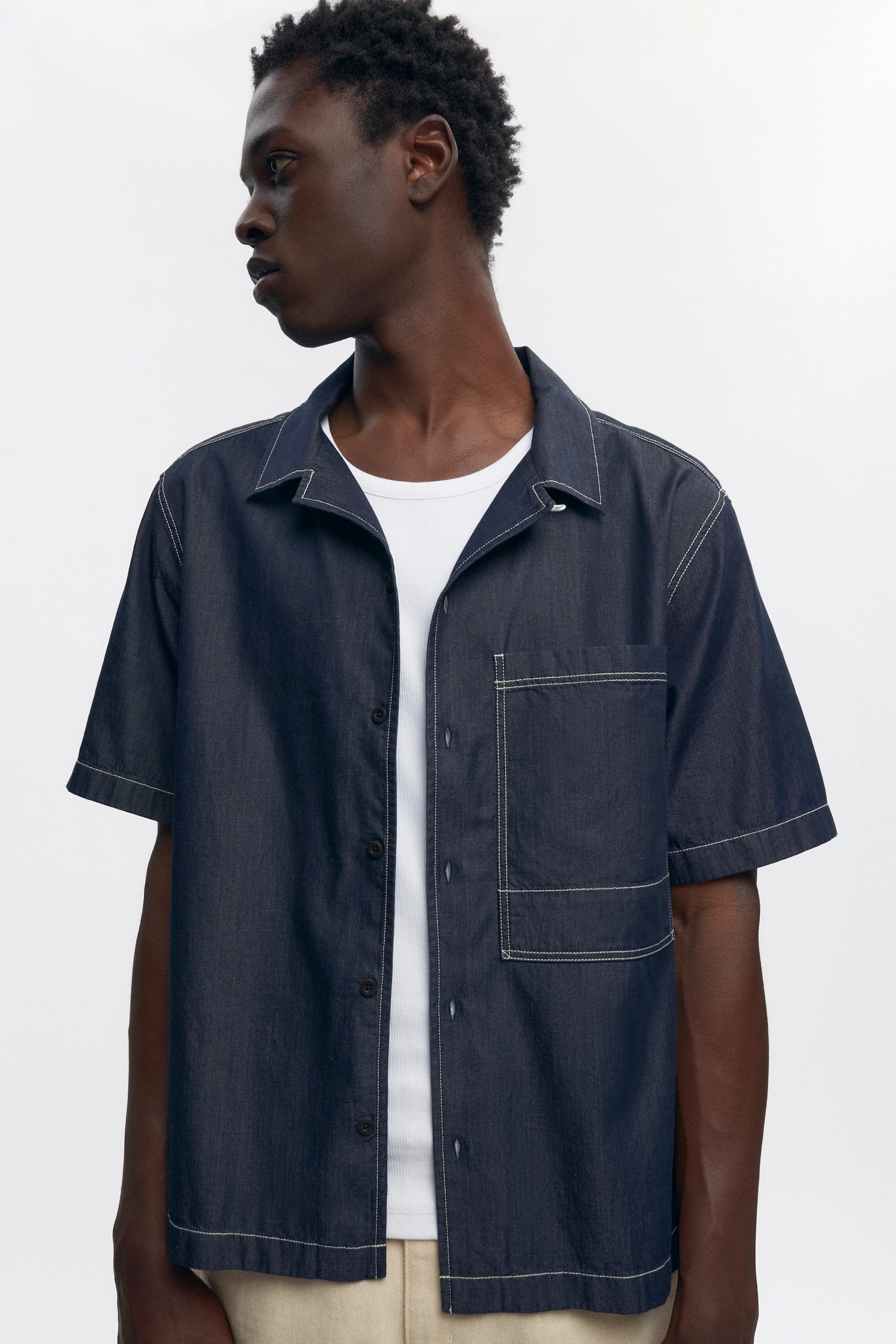 Men's Chambray Camp Shirt in Rinse - Image 3