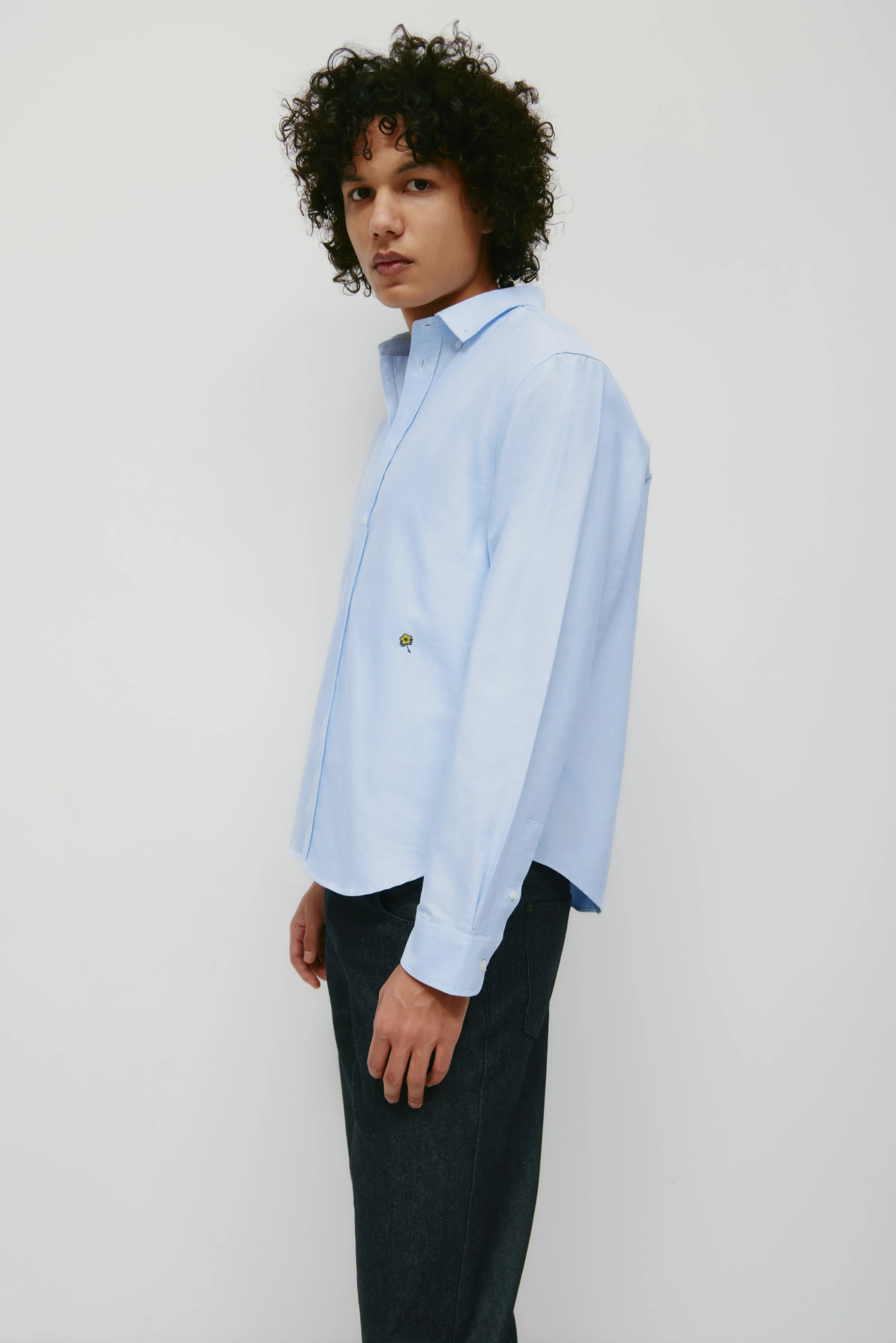 Men's Classic Oxford Shirt in Oxford Blue - Image 3