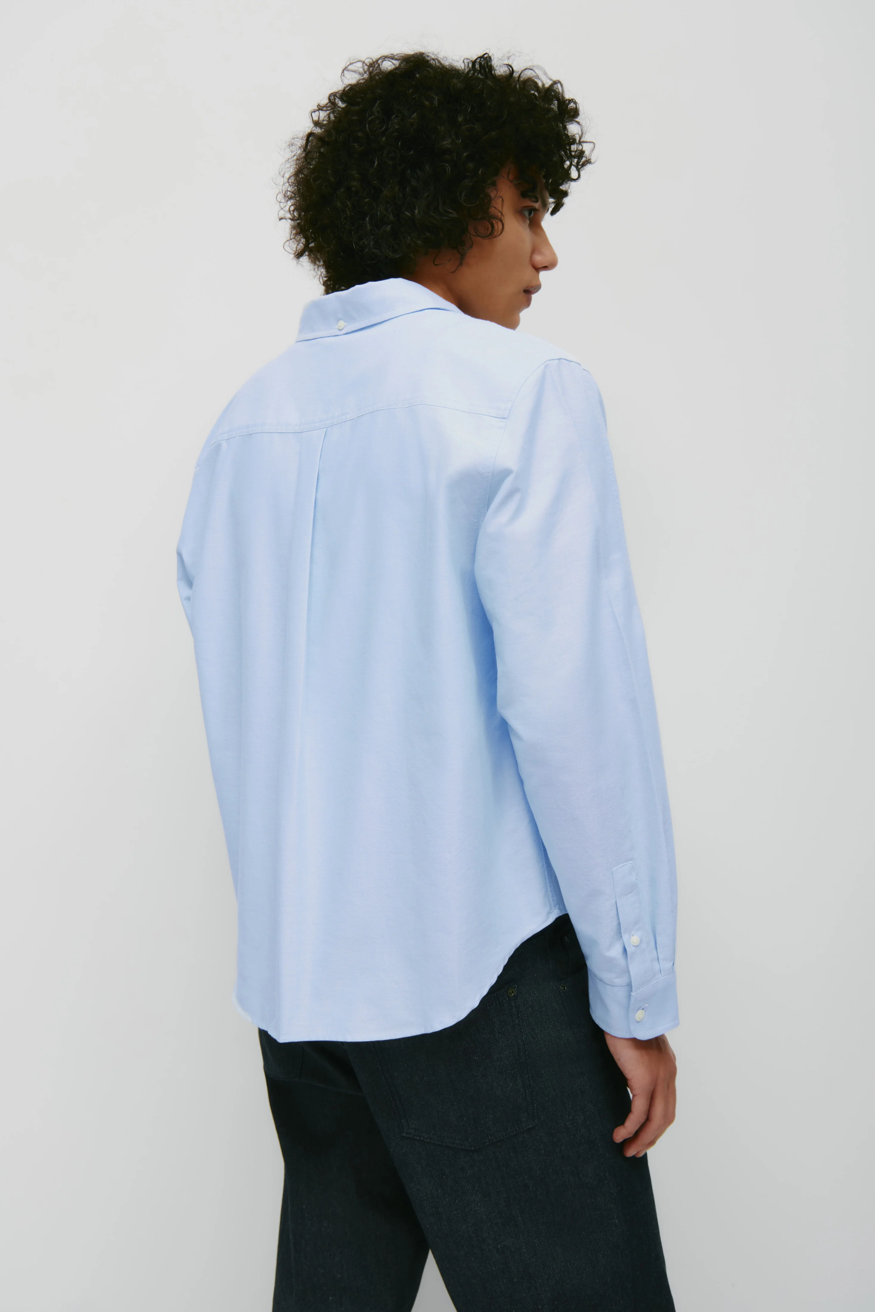 Men's Classic Oxford Shirt in Oxford Blue - Image 4