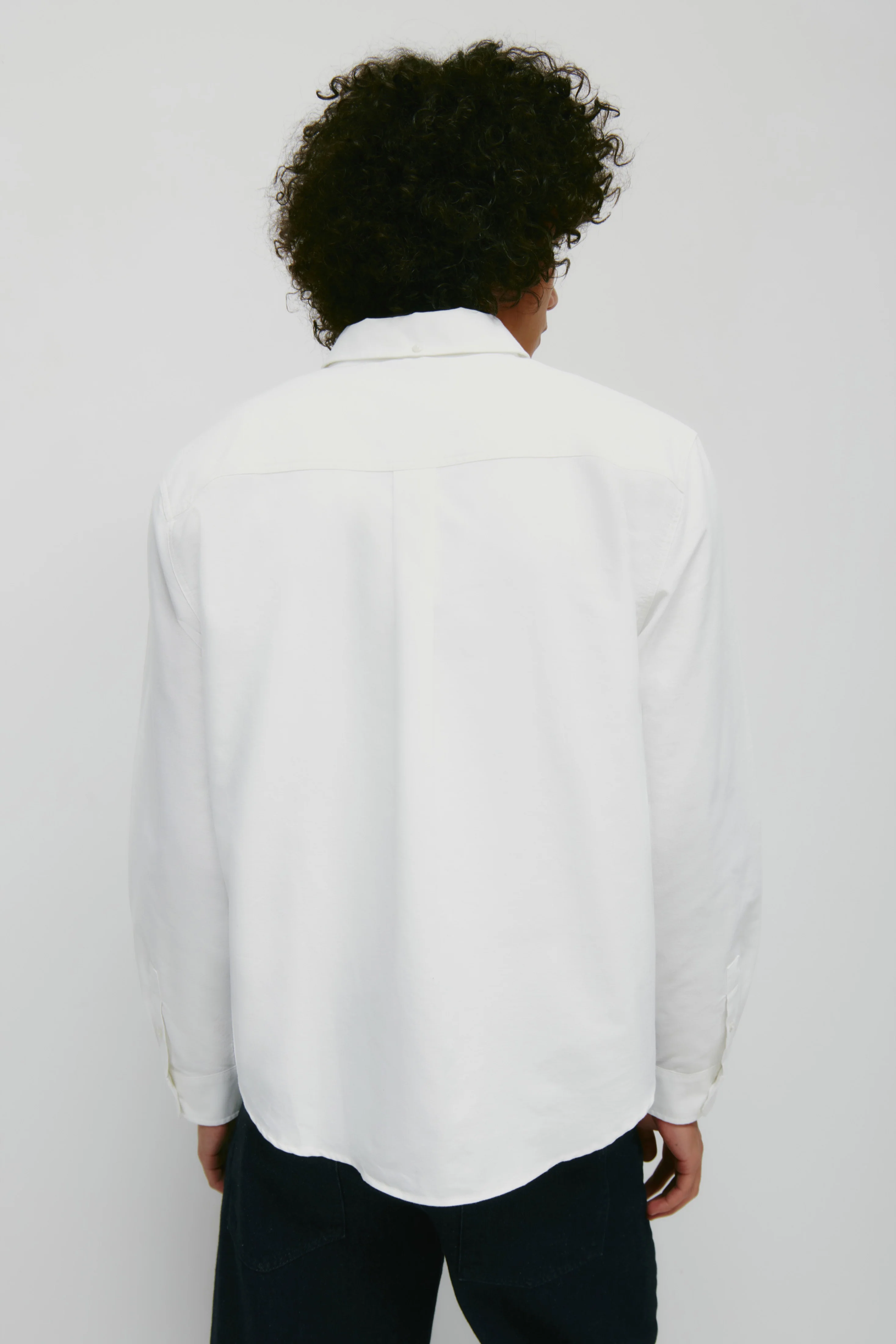 Men's Classic Oxford Shirt in White - Image 4