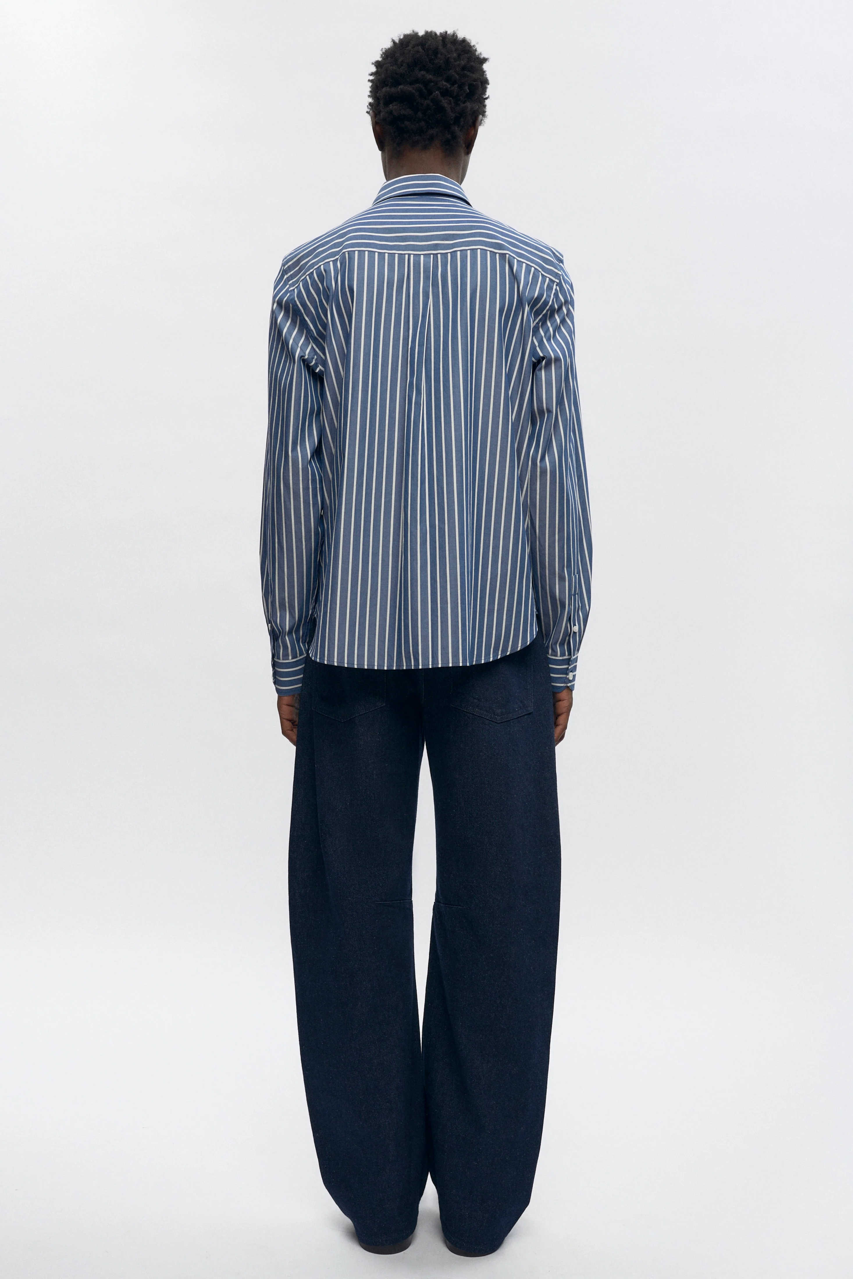 Classic Stripe Shirt in Navy Stripe - Image 4