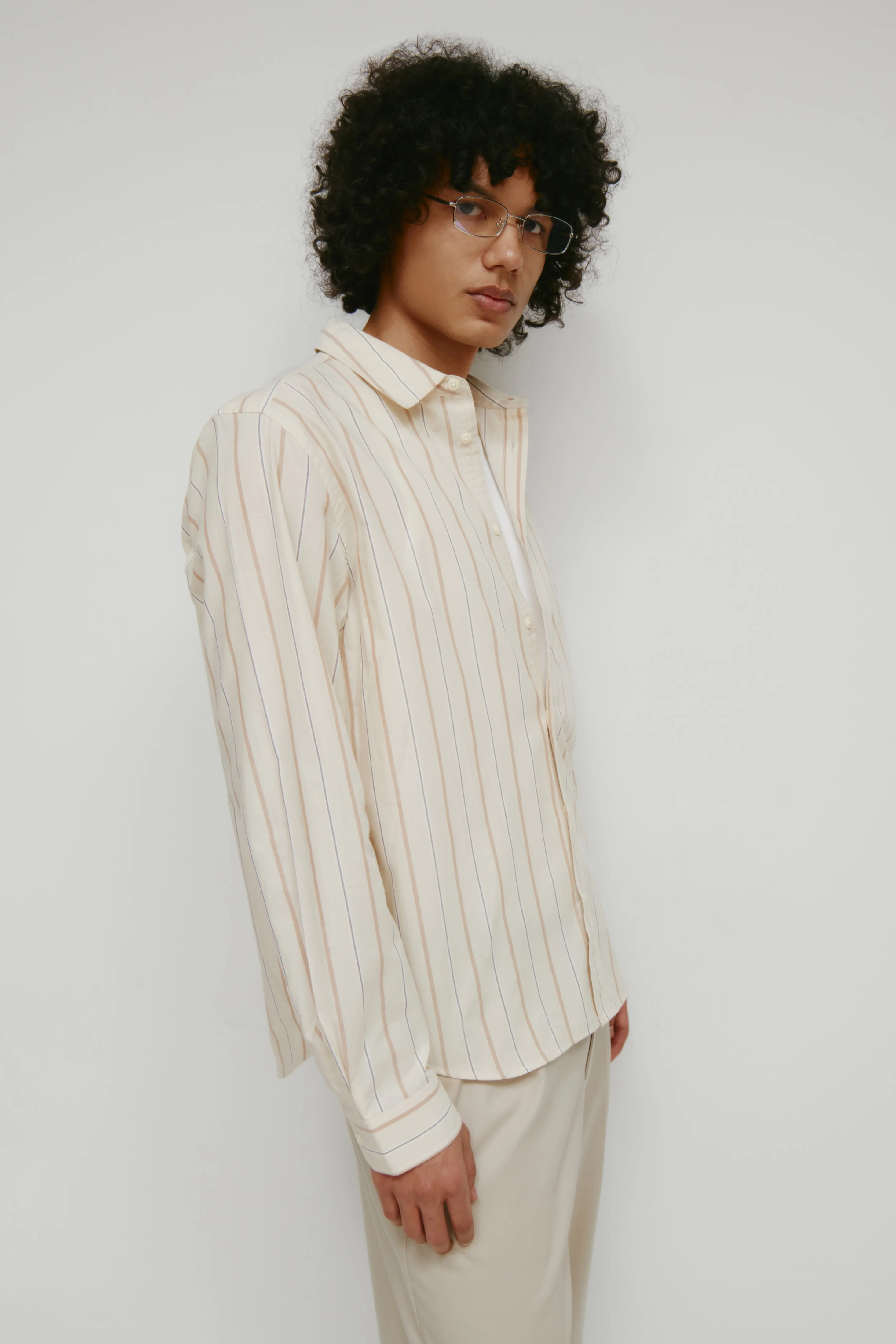 Men's Classic Stripe Shirt in Stone/Otter/Walnut Stripe - Image 3