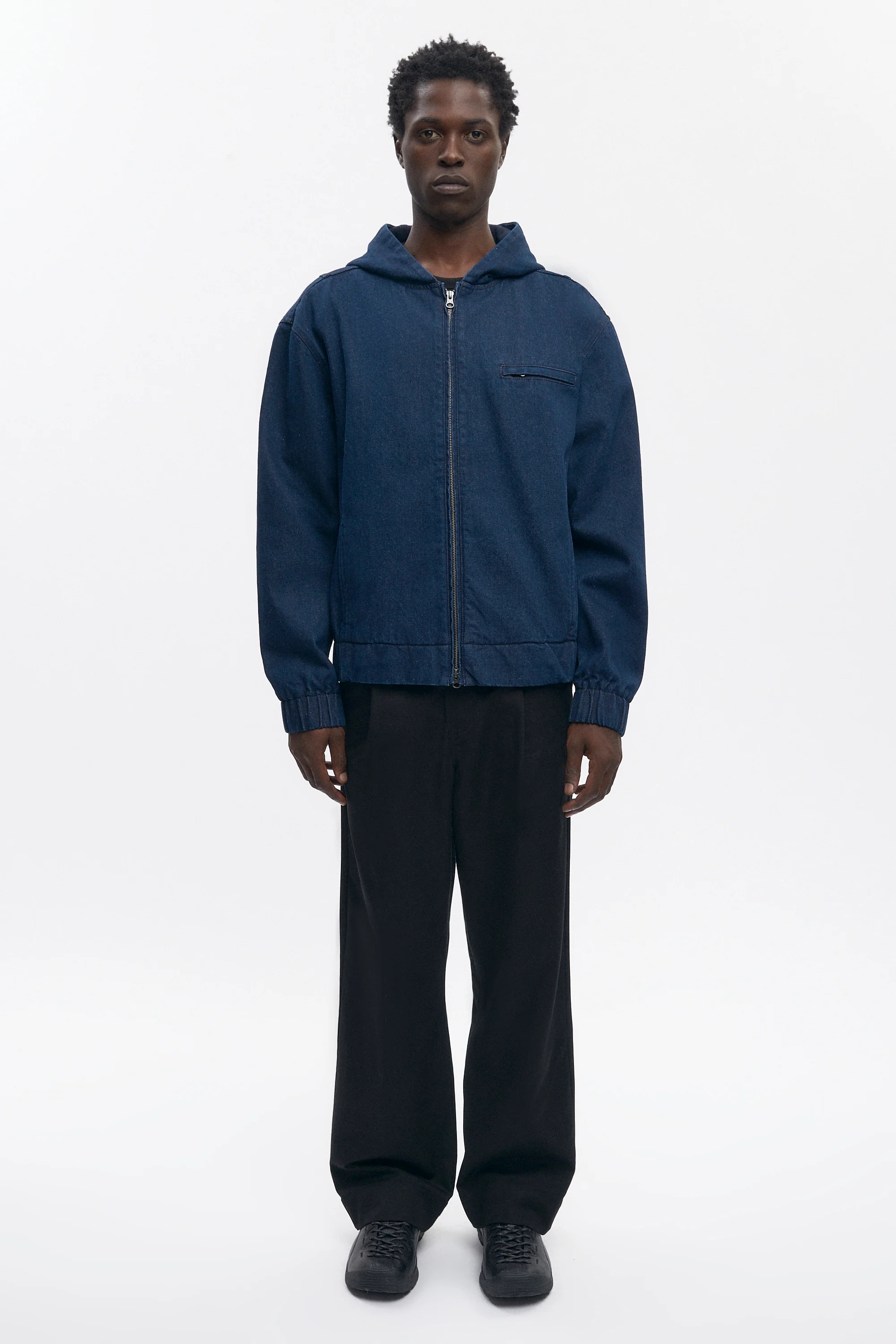 Men's Denim Hooded Jacket in Rinse - Image 3