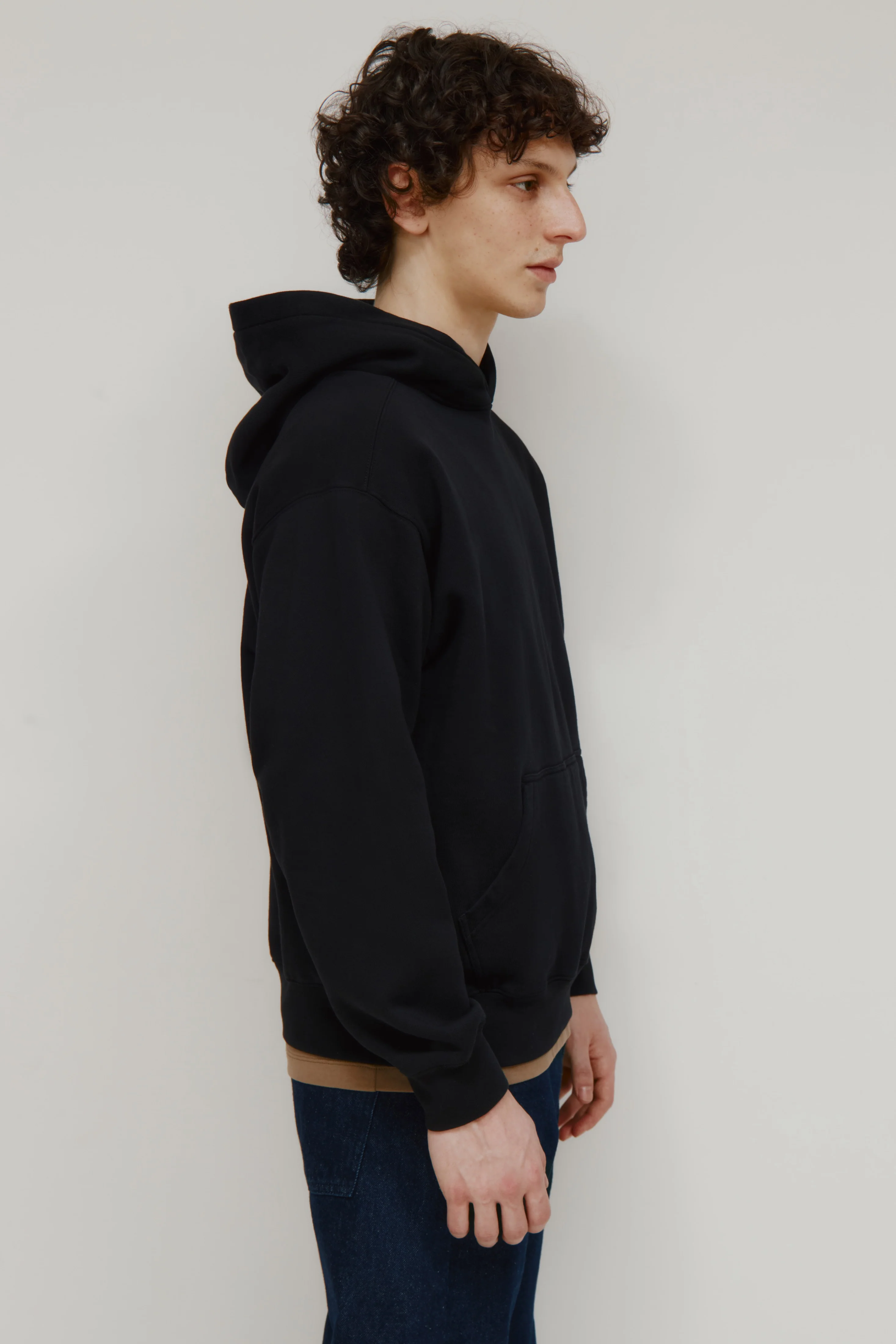 Men's Essential Hoodie in Black - Image 3