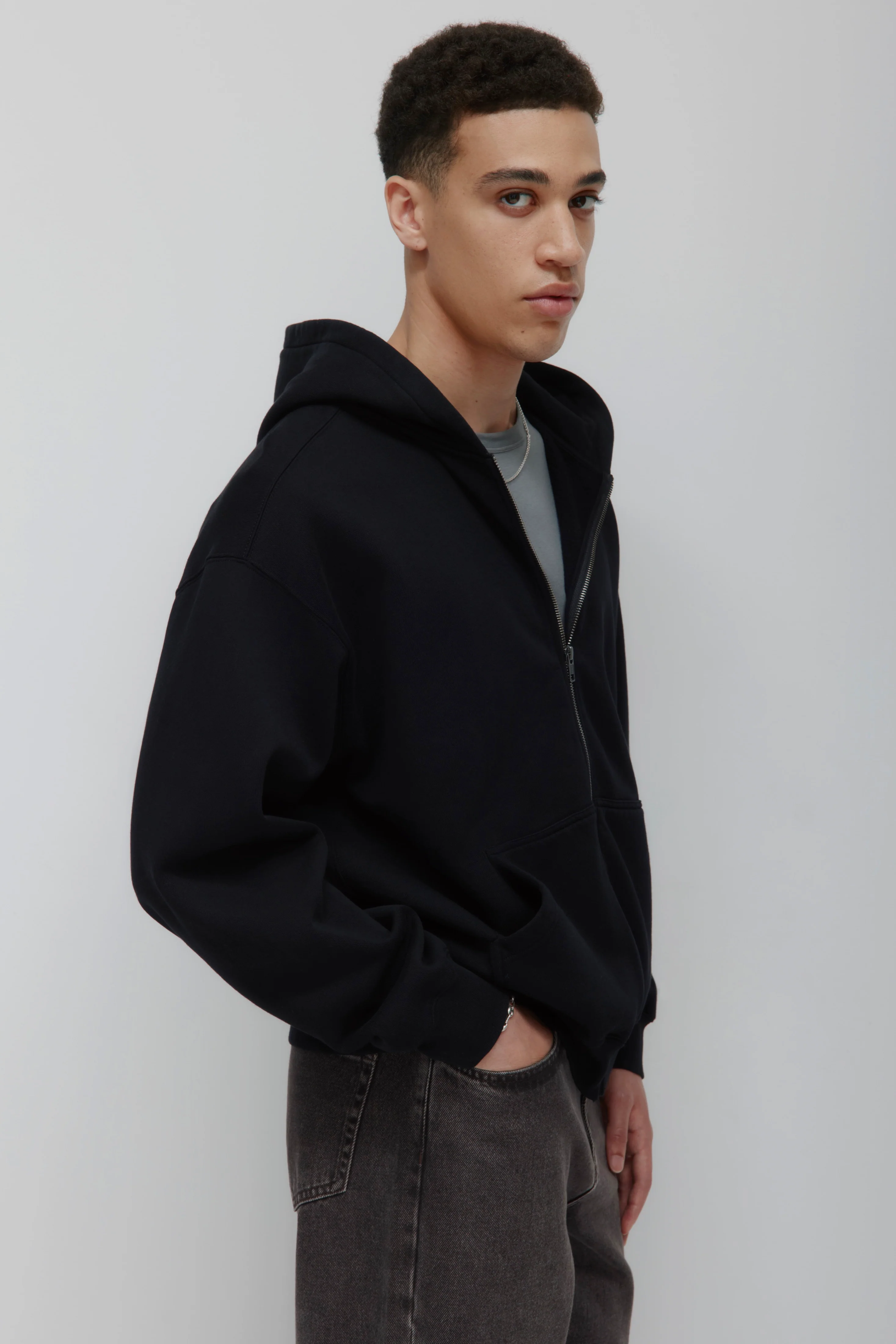 Men's Essential Zip Hoodie in Black - Image 3