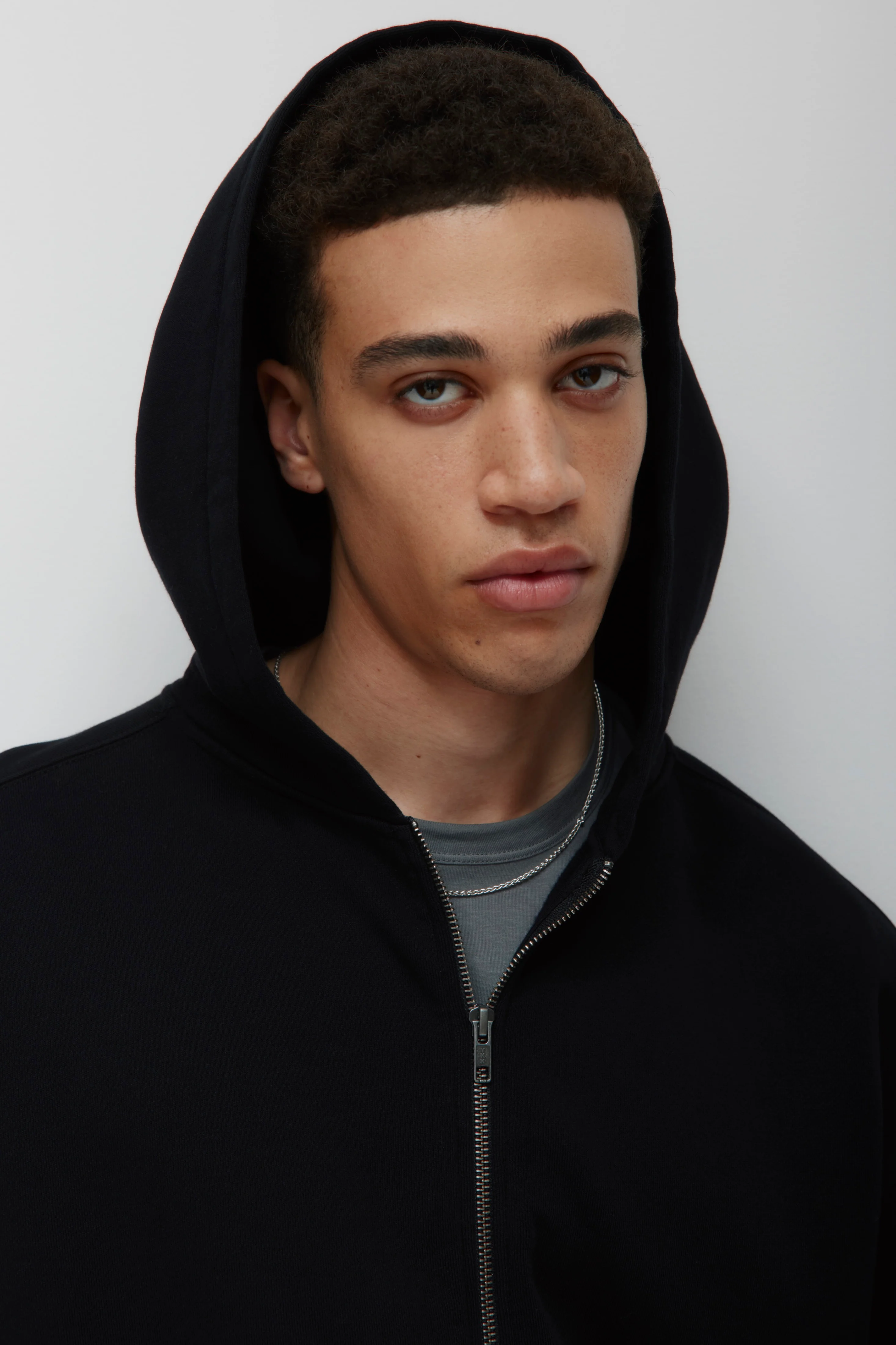 Men's Essential Zip Hoodie in Black - Image 5