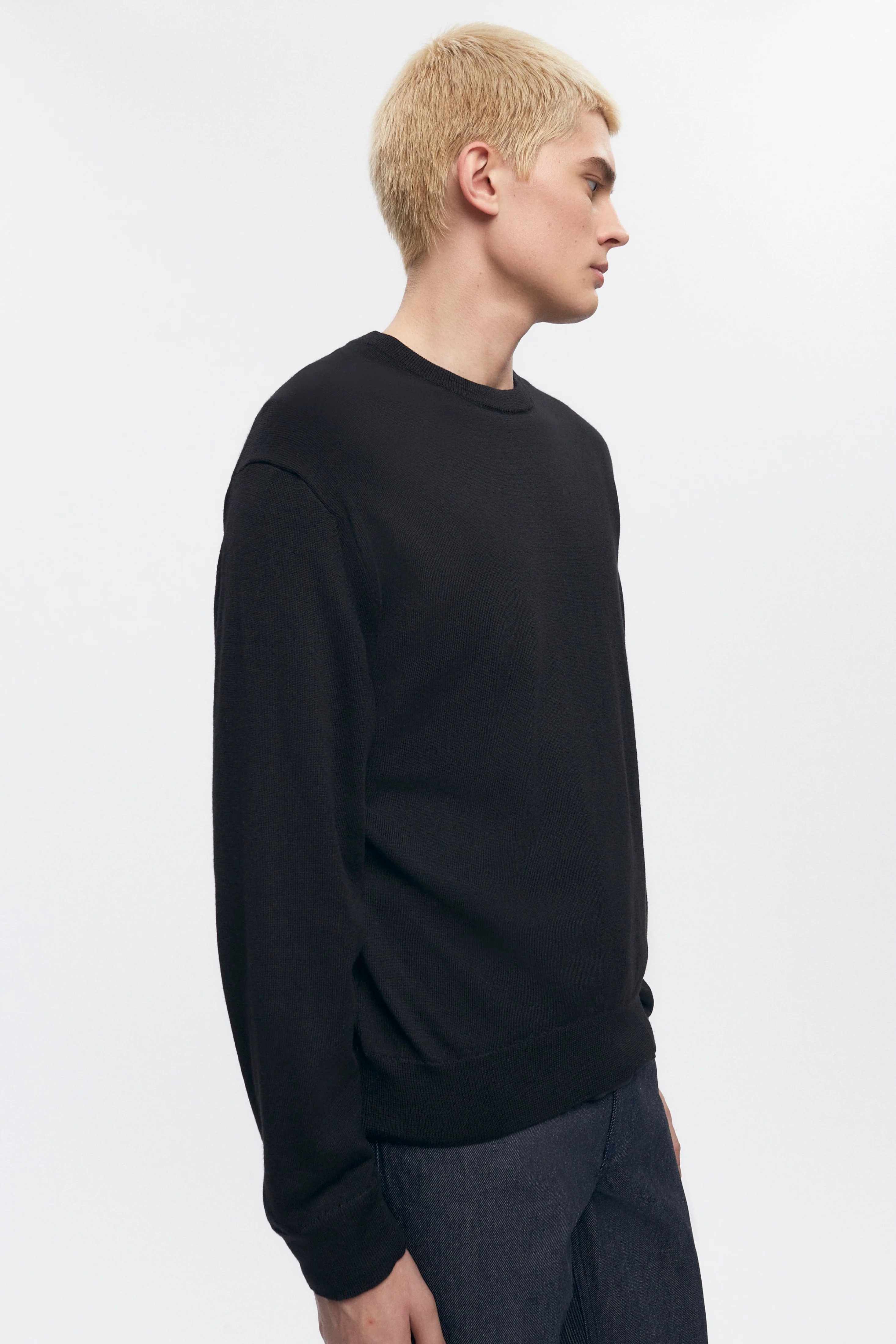 Men's Fine Merino Crewneck Sweater in Black - Image 3