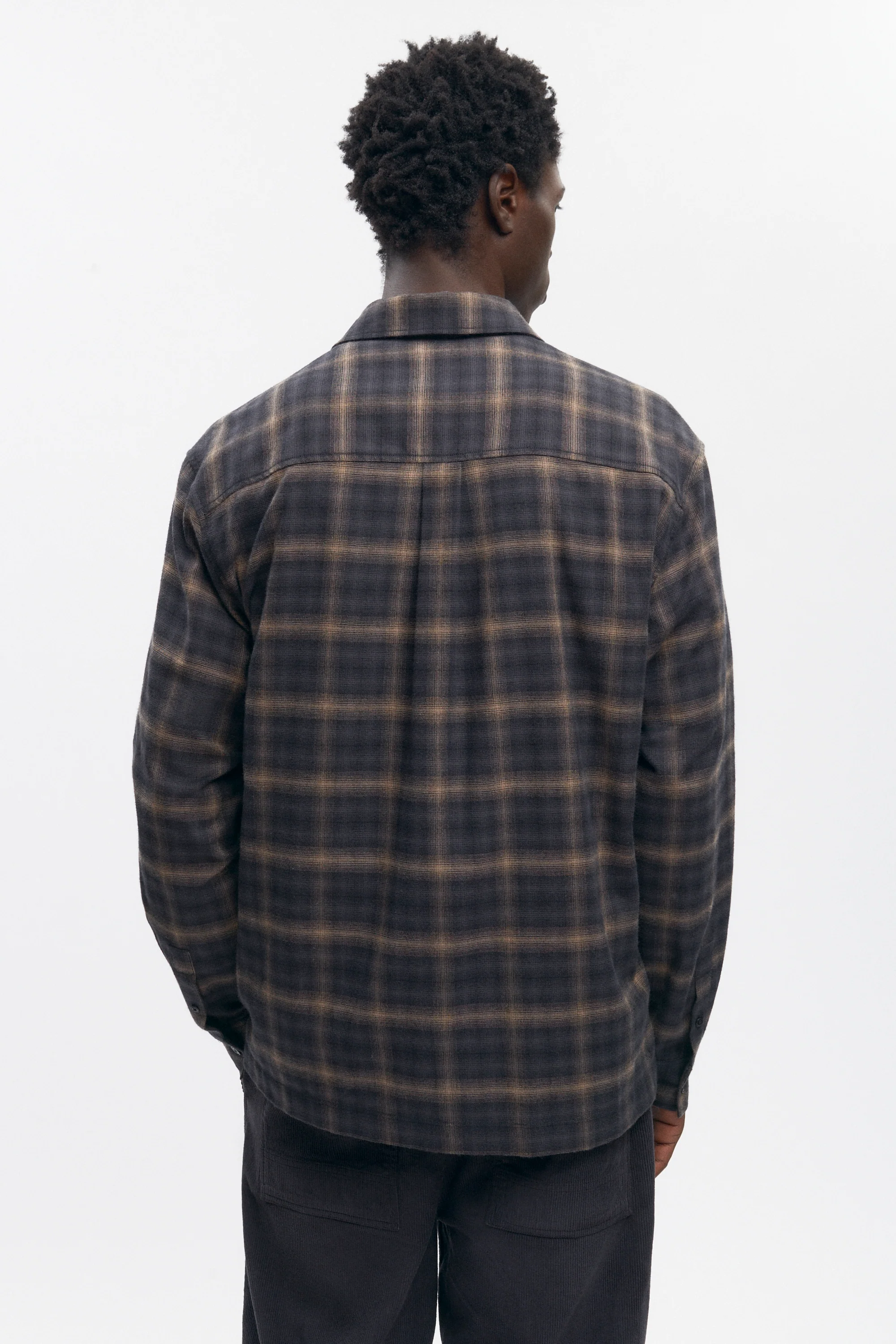 Men's Flannel Shirt in Brown Plaid - Image 4