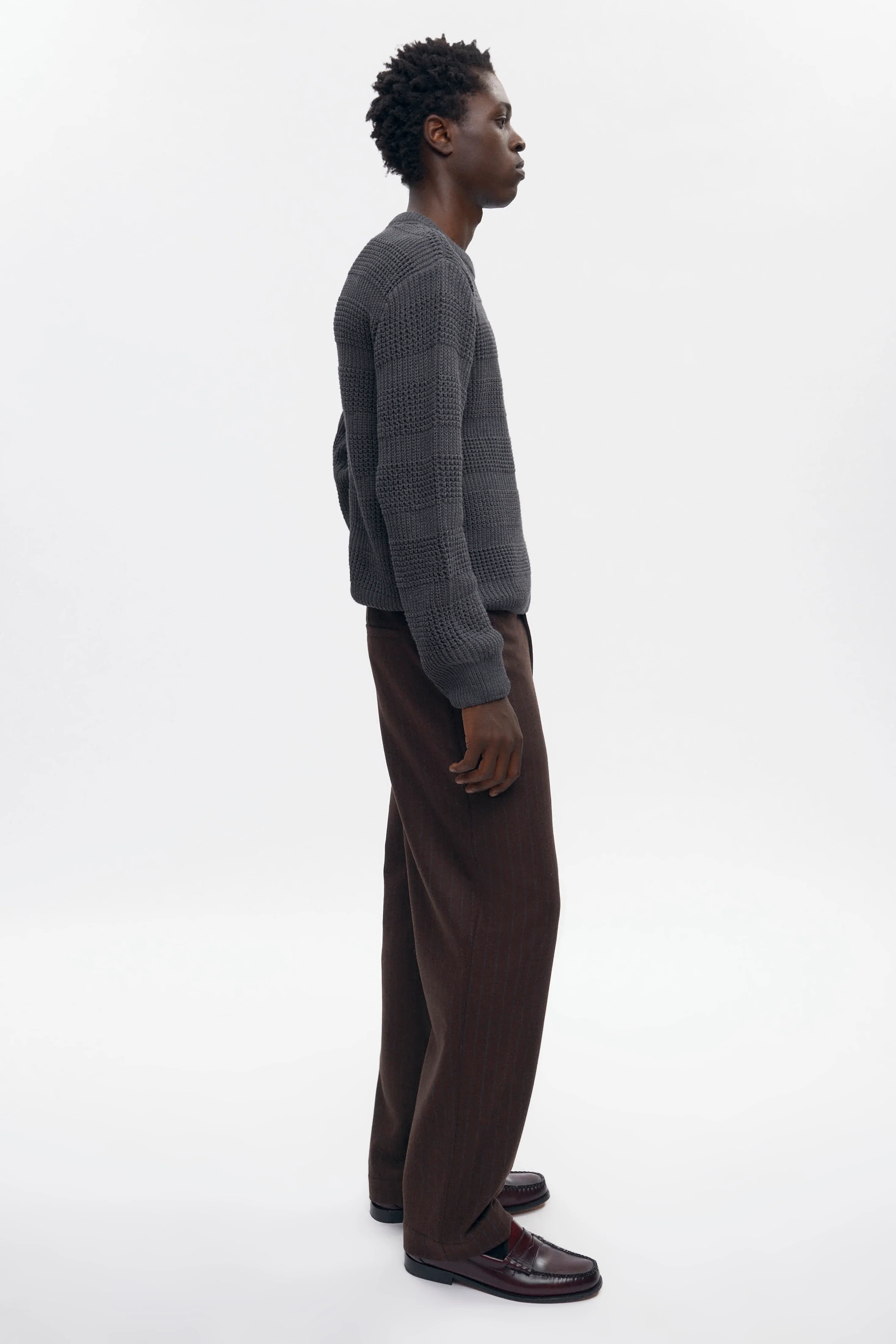 Men's Grid Stitch Crewneck Sweater in Charcoal Melange - Image 5