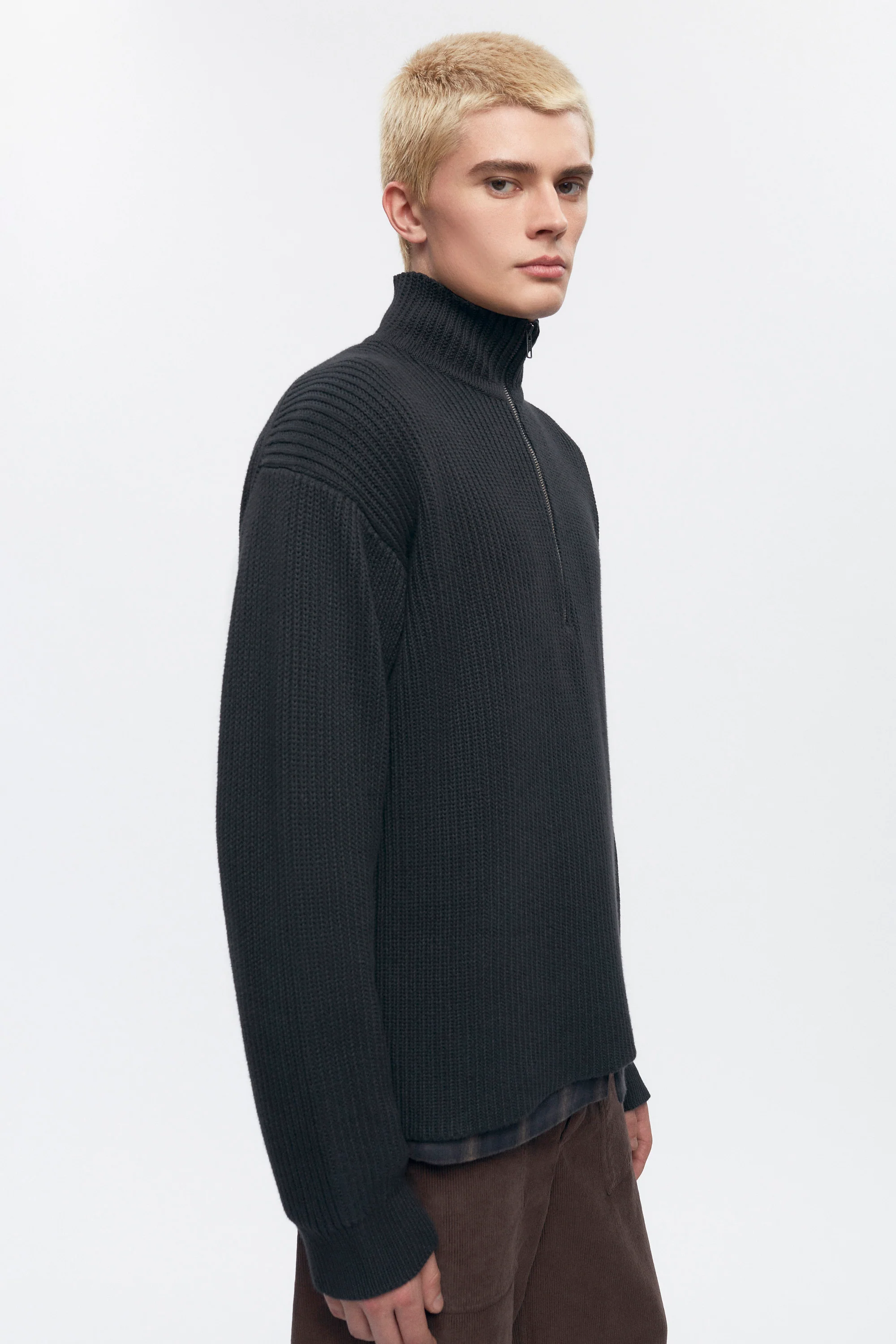 Men's Half Zip Rib Sweater in Black - Image 3