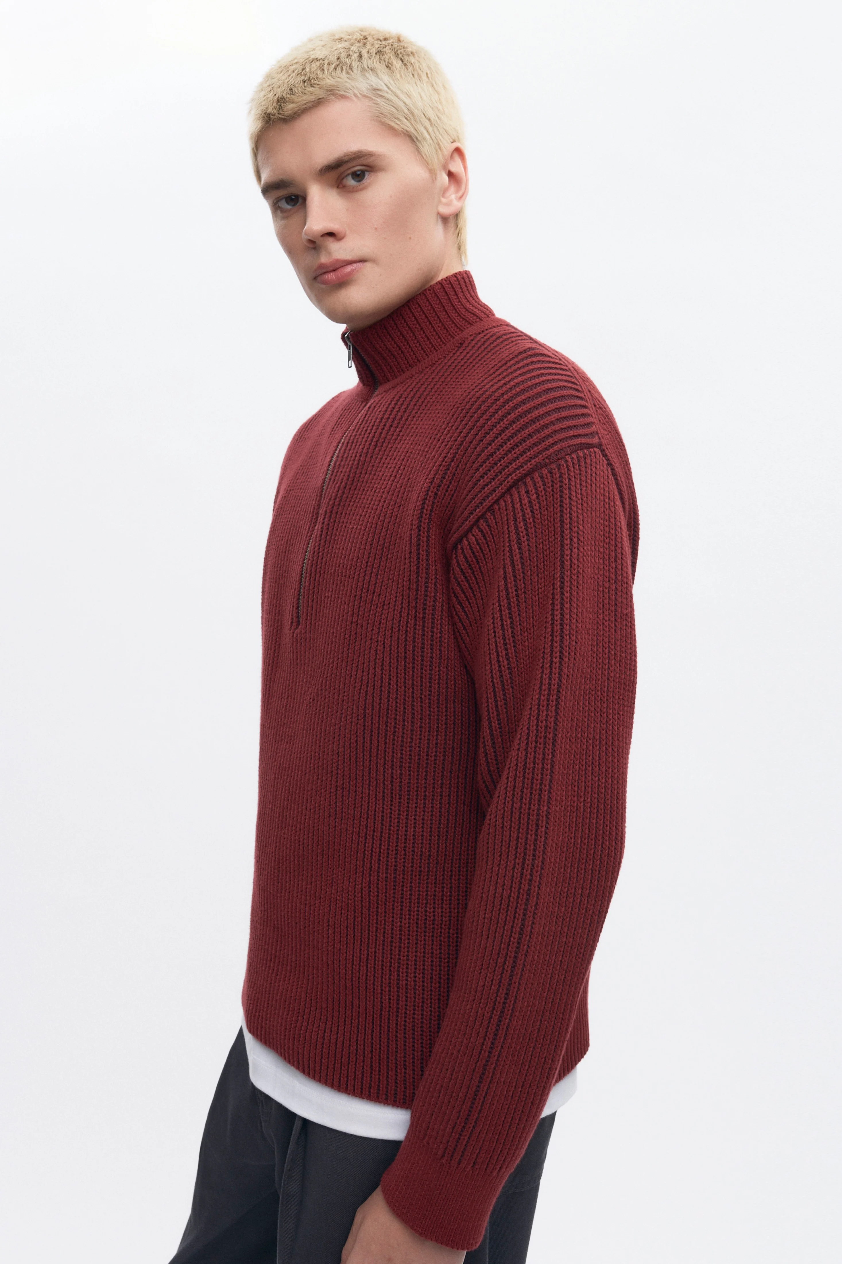 Men's Half Zip Rib Sweater in Coffee Bean/Burgundy - Image 3