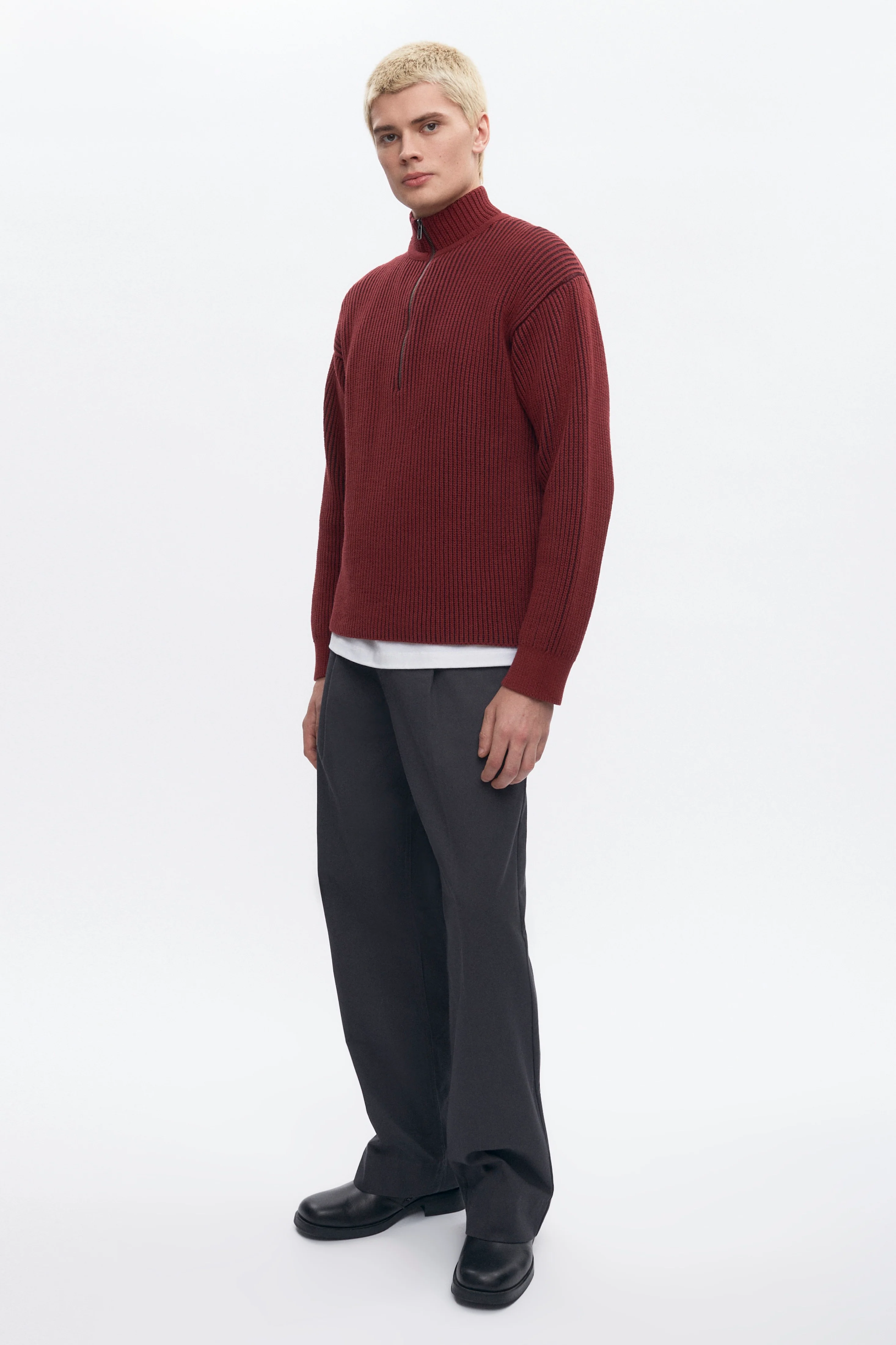 Men's Half Zip Rib Sweater in Coffee Bean/Burgundy - Image 5