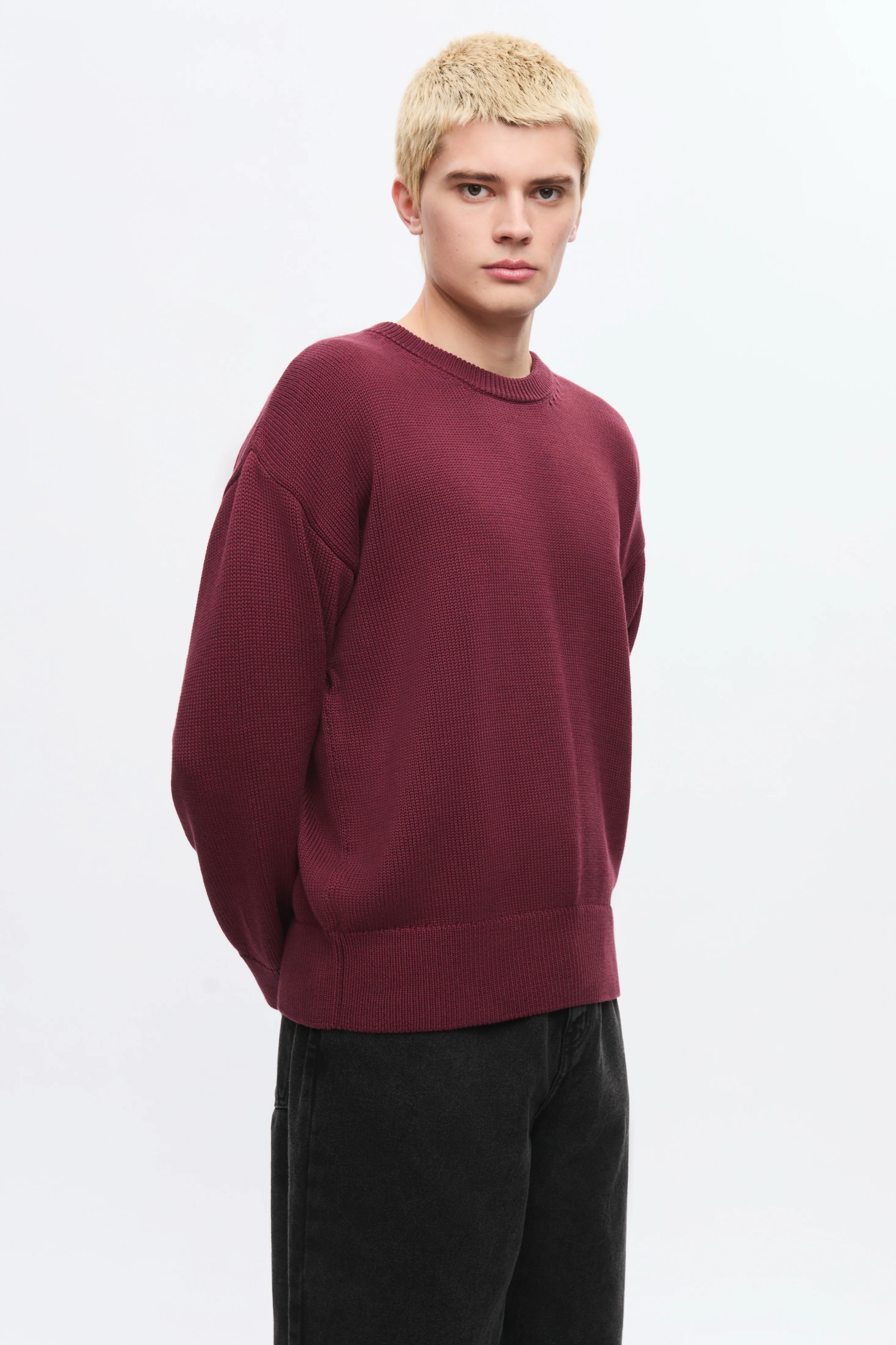 Hamatah Sweater in Burgundy Melange - Image 3