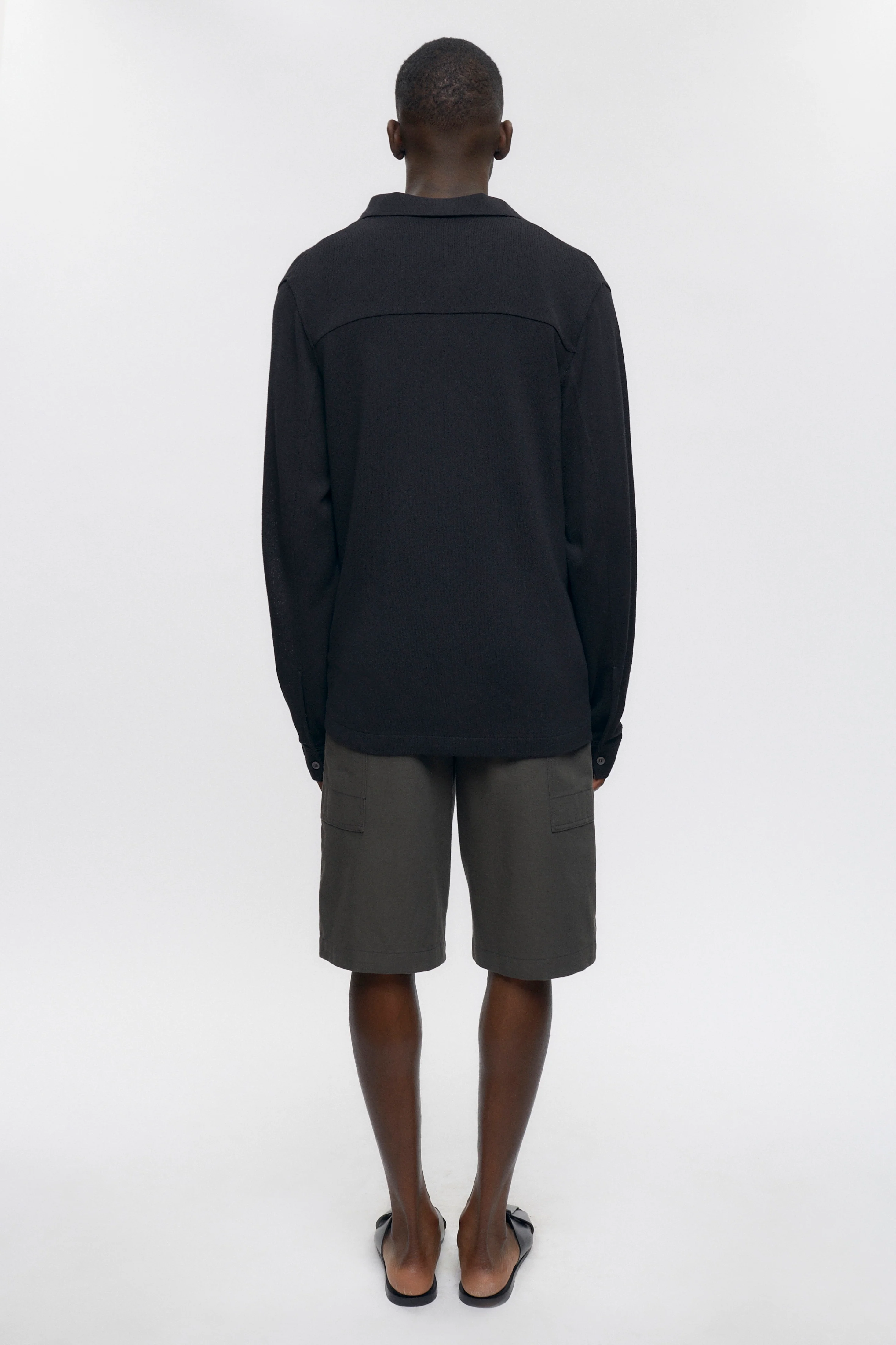 Harvest Pocket Shorts in Beluga - Image 5