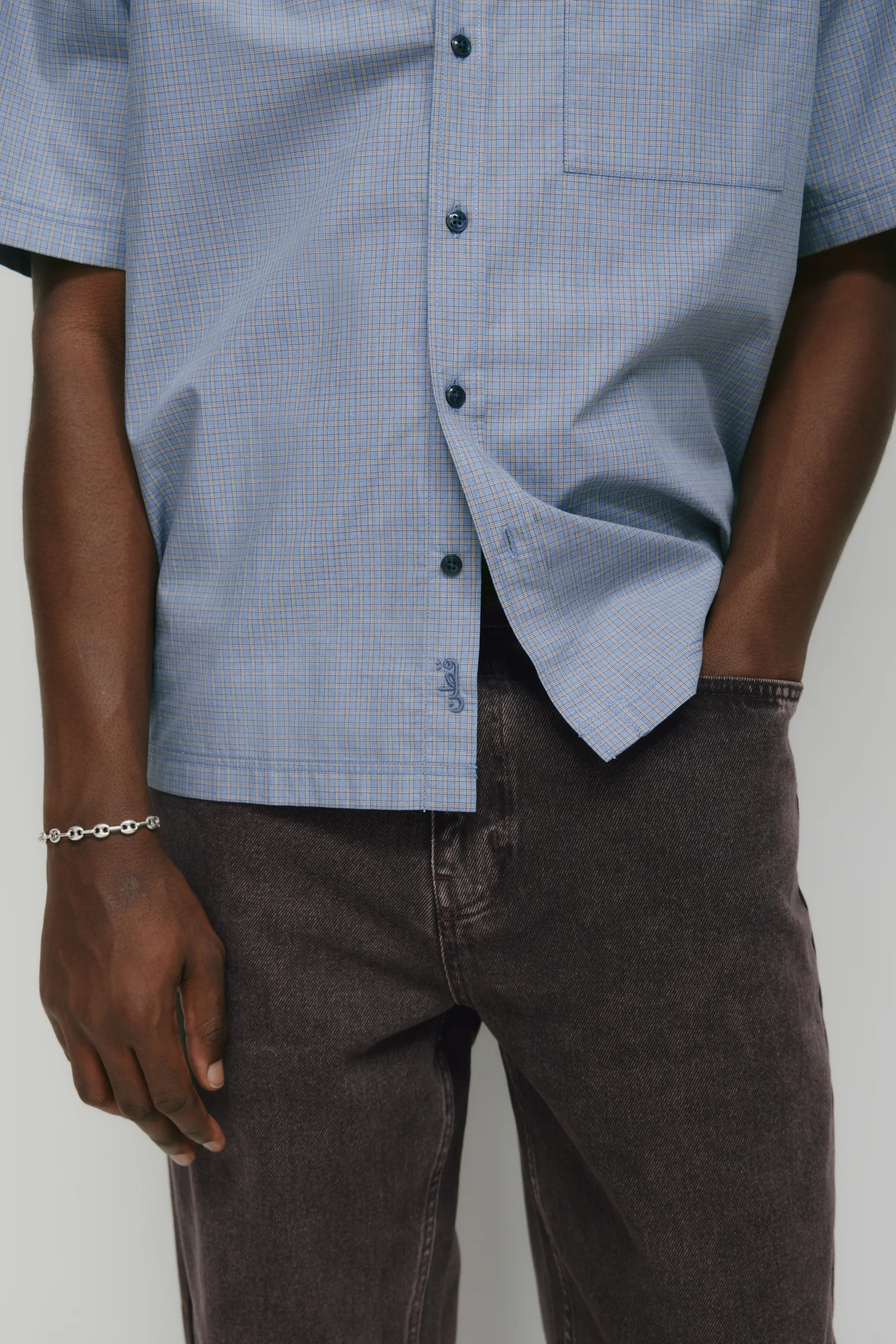 Men's Haydar Shortsleeve Shirt in Indigo/Dark Indigo Check - Image 5