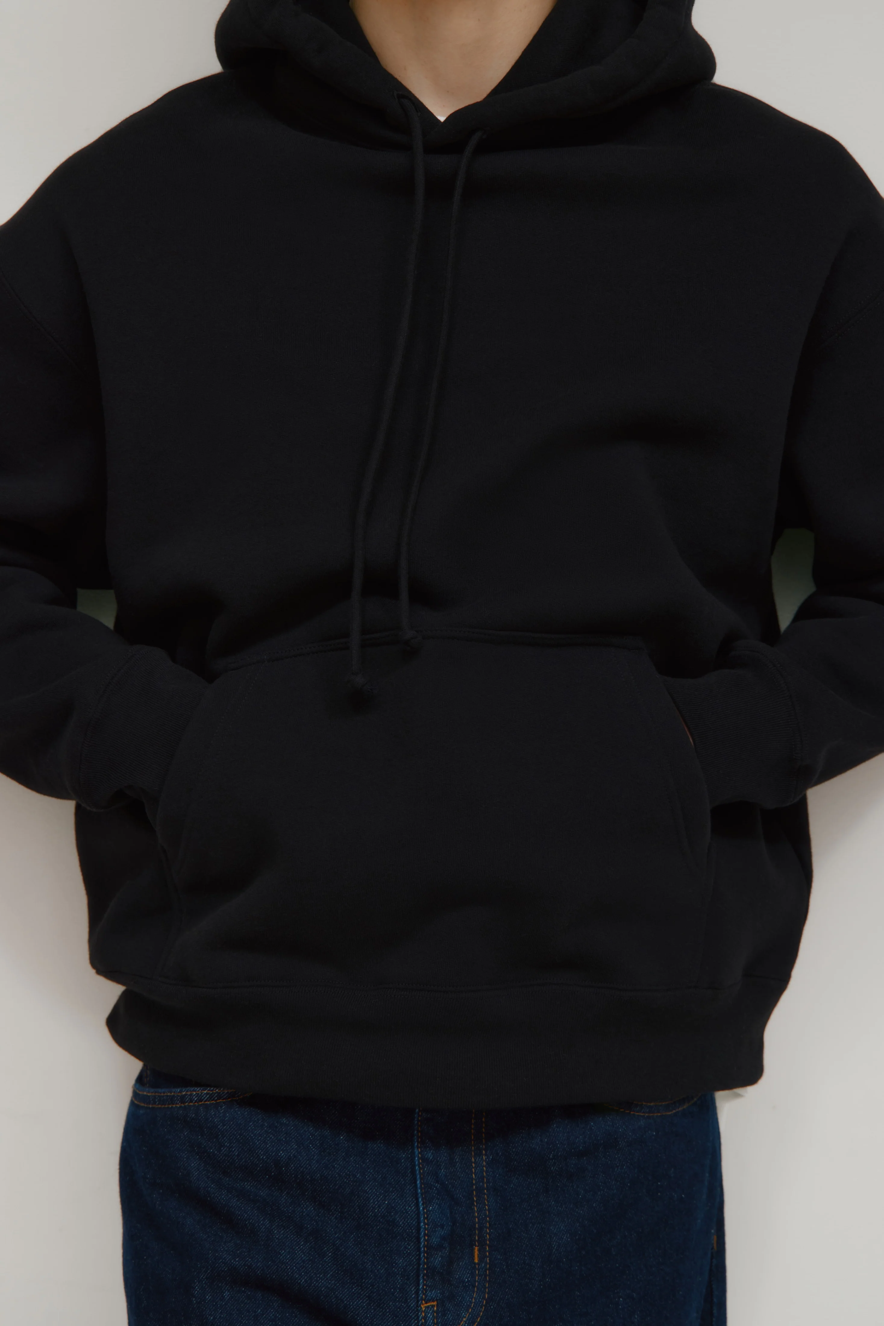 Men's Heavyweight Hoodie in Black - Image 5