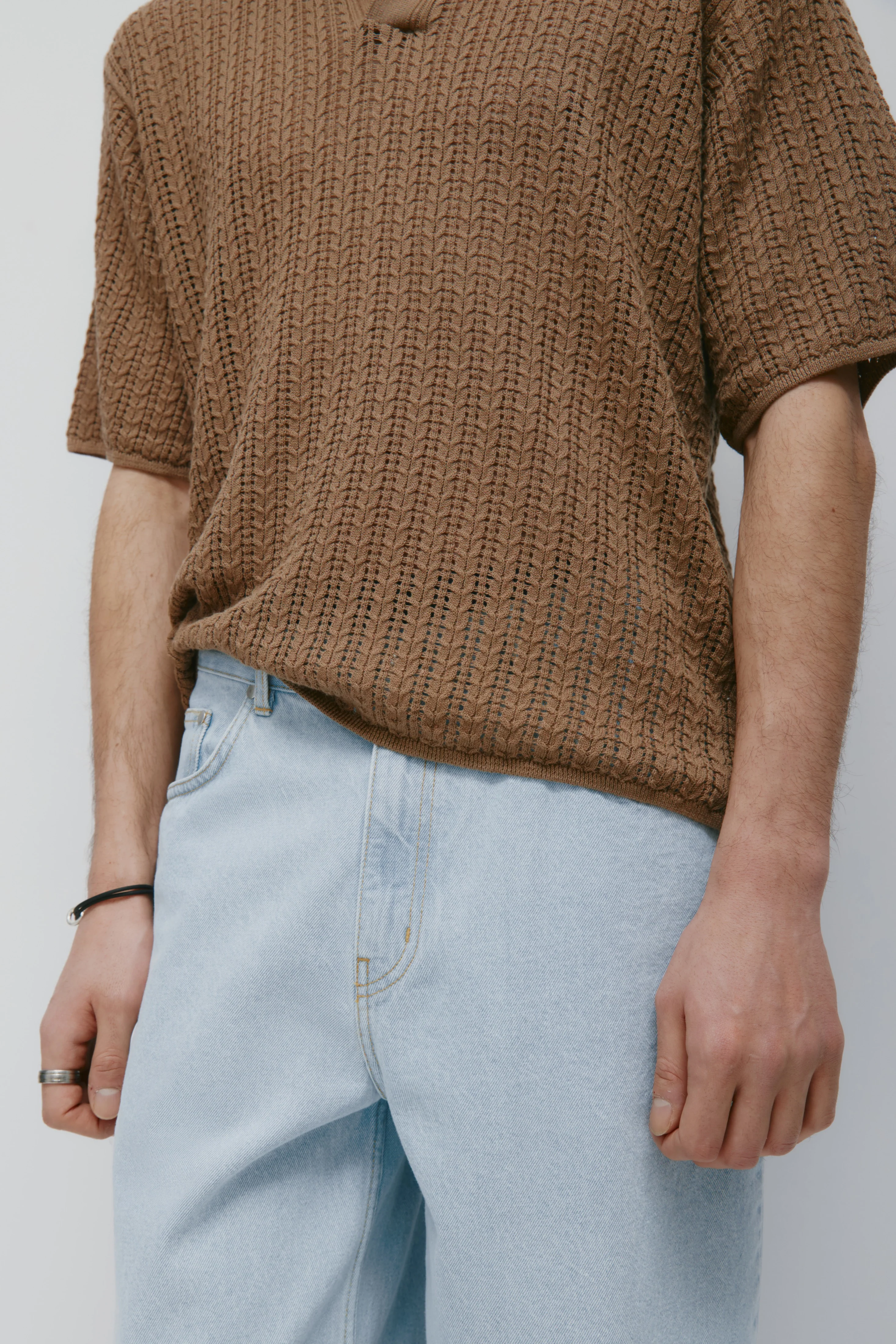 Men's Jadd Shortsleeve Knit Polo in Otter - Image 5