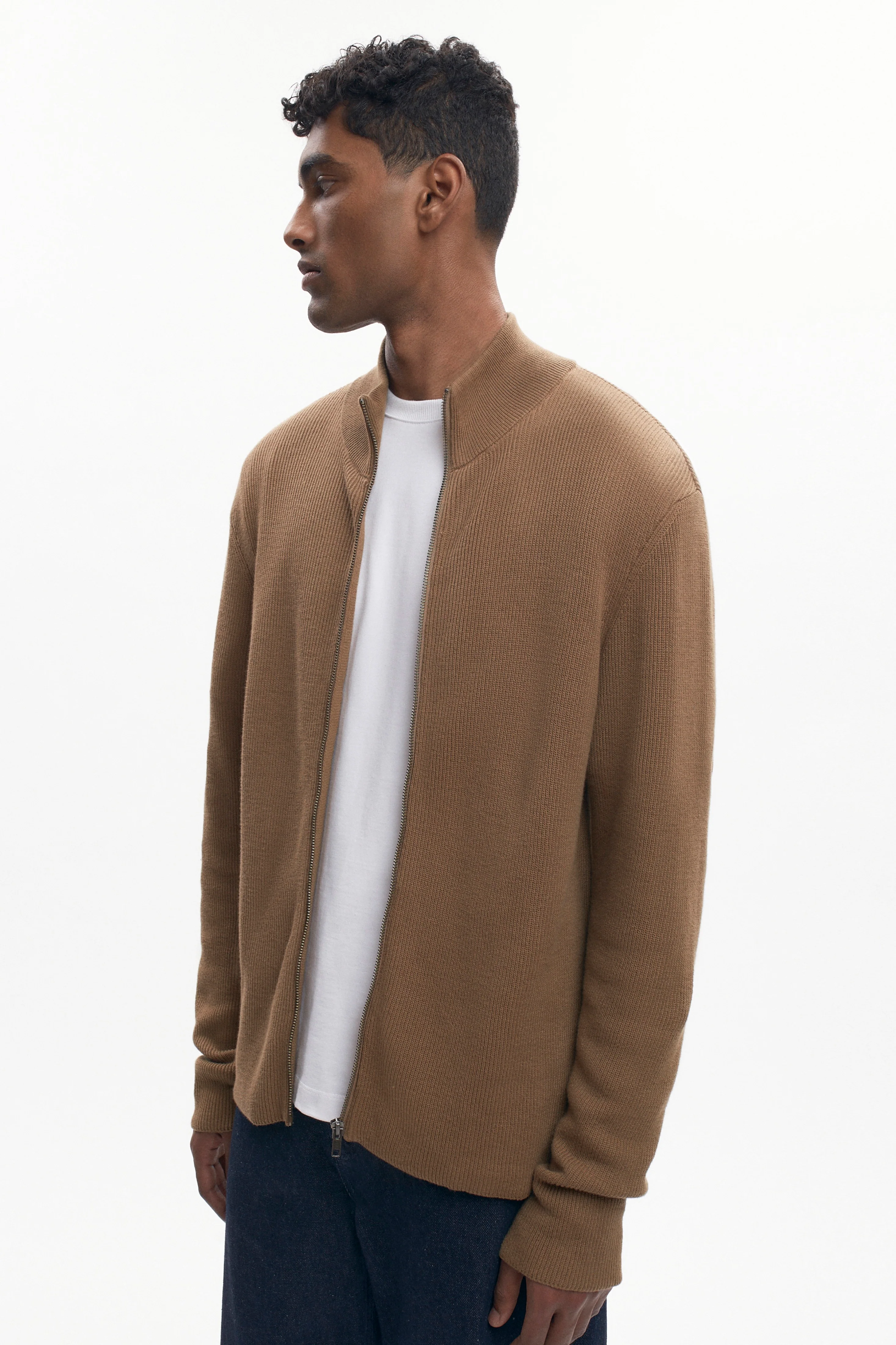 Men's Lightweight Zip Sweater in Otter - Image 3