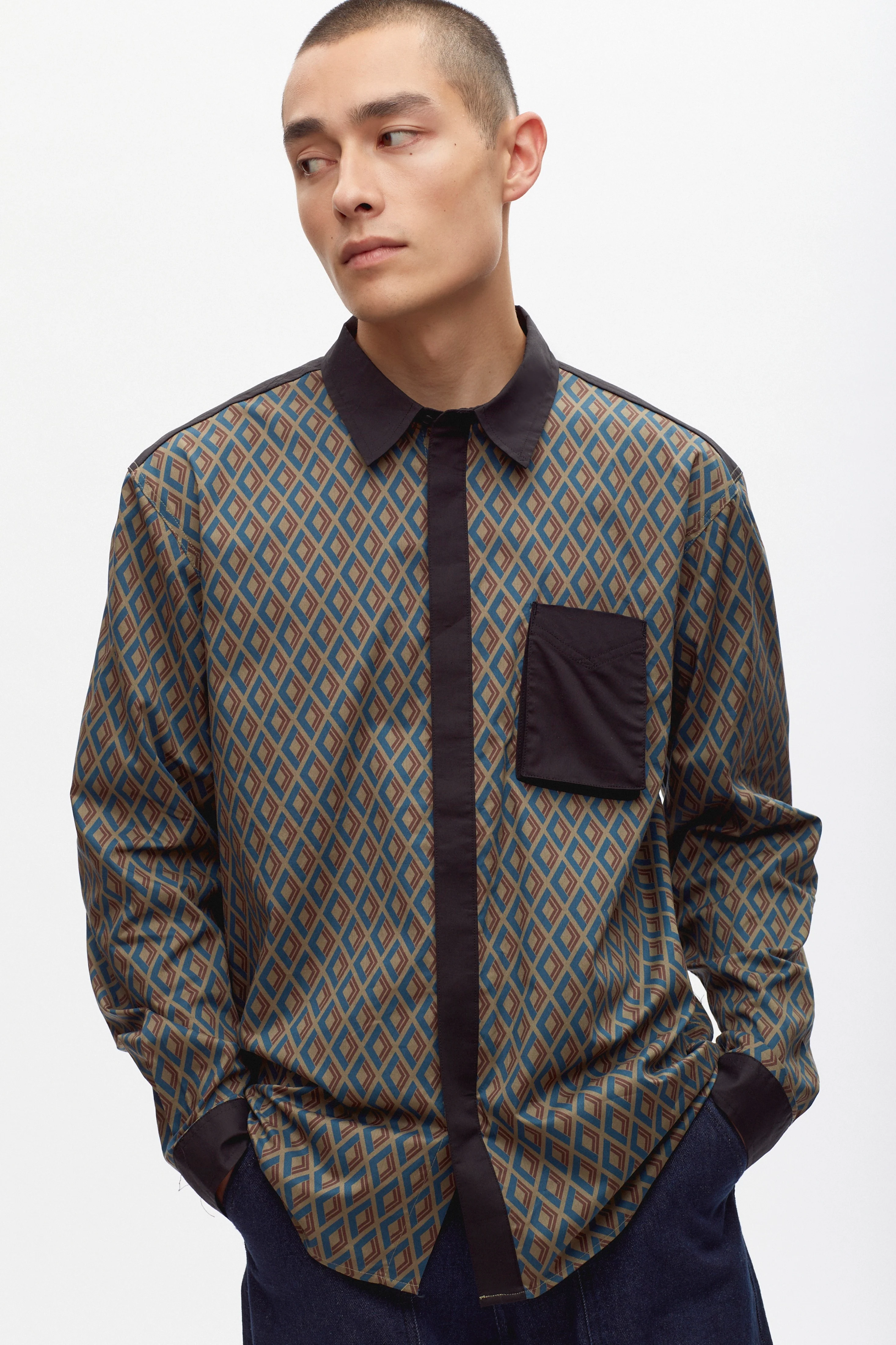Namat Shirt in Black - Image 2