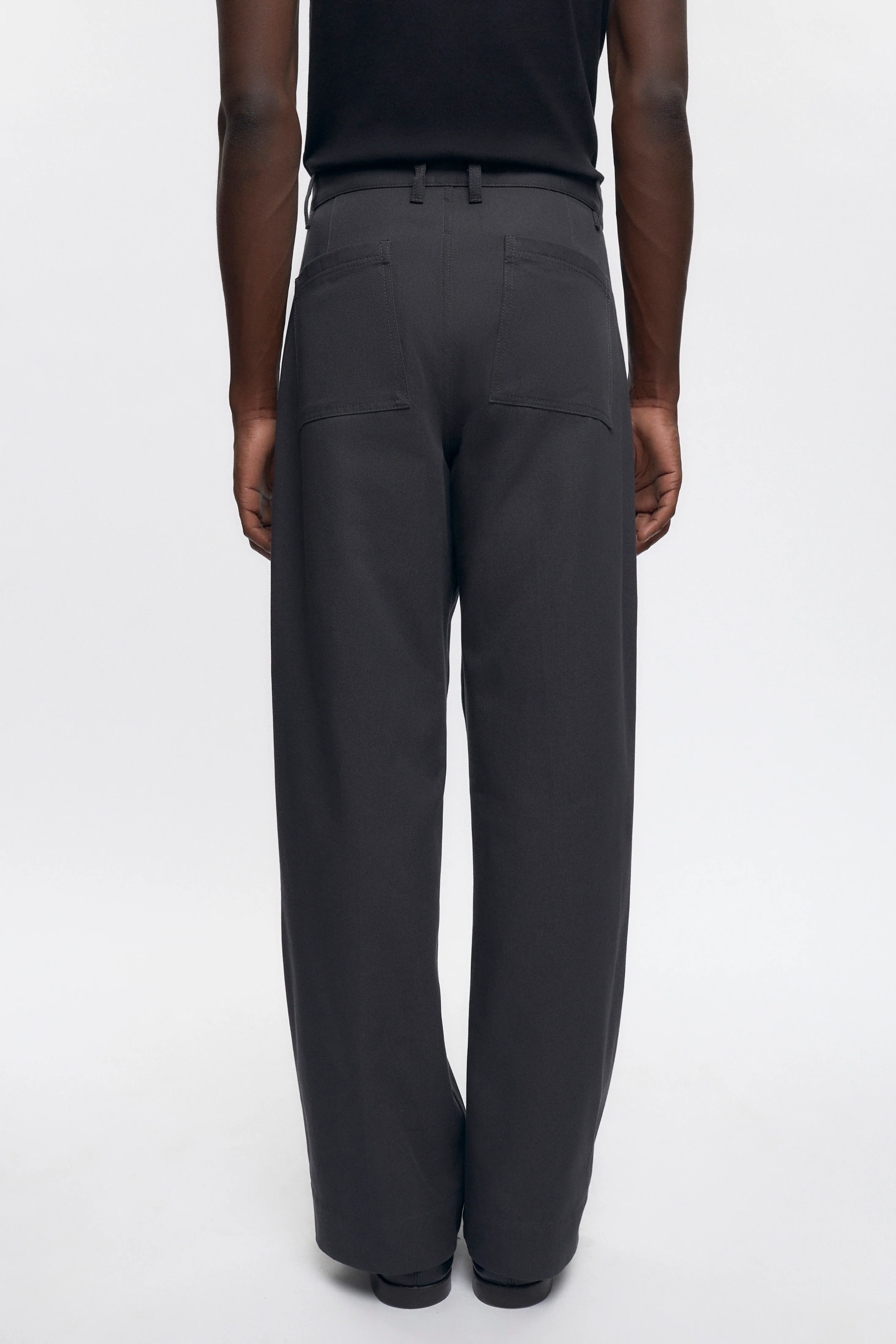 Nilus Trouser in Beluga - Image 3