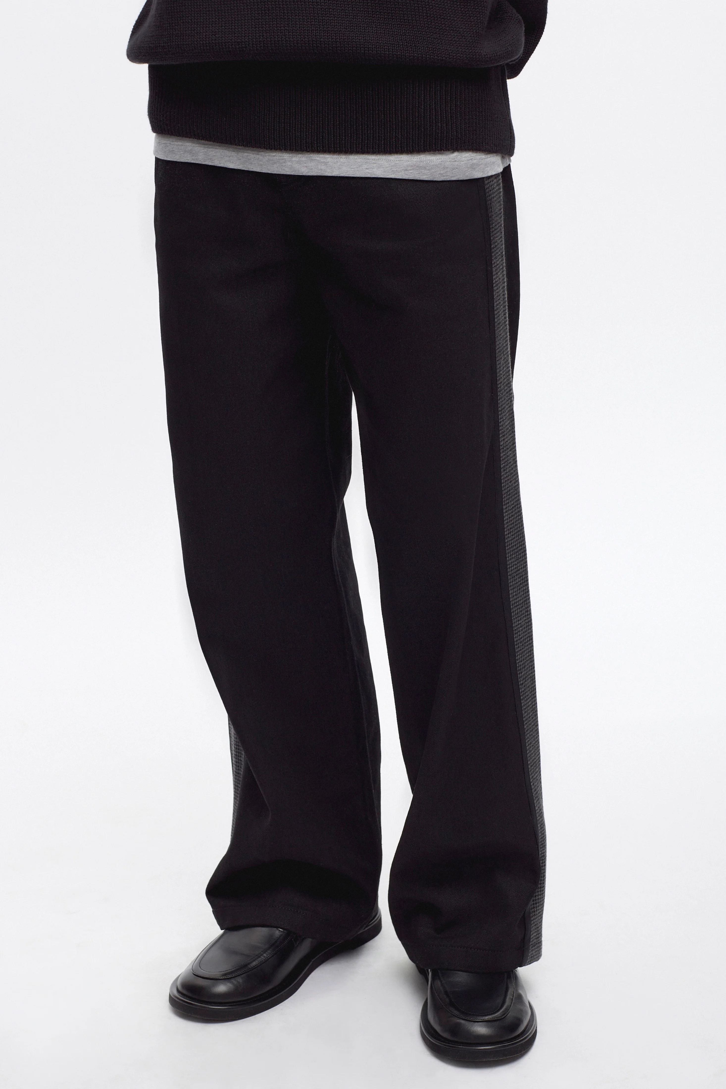 Rivoli Denim in Black - Image 2