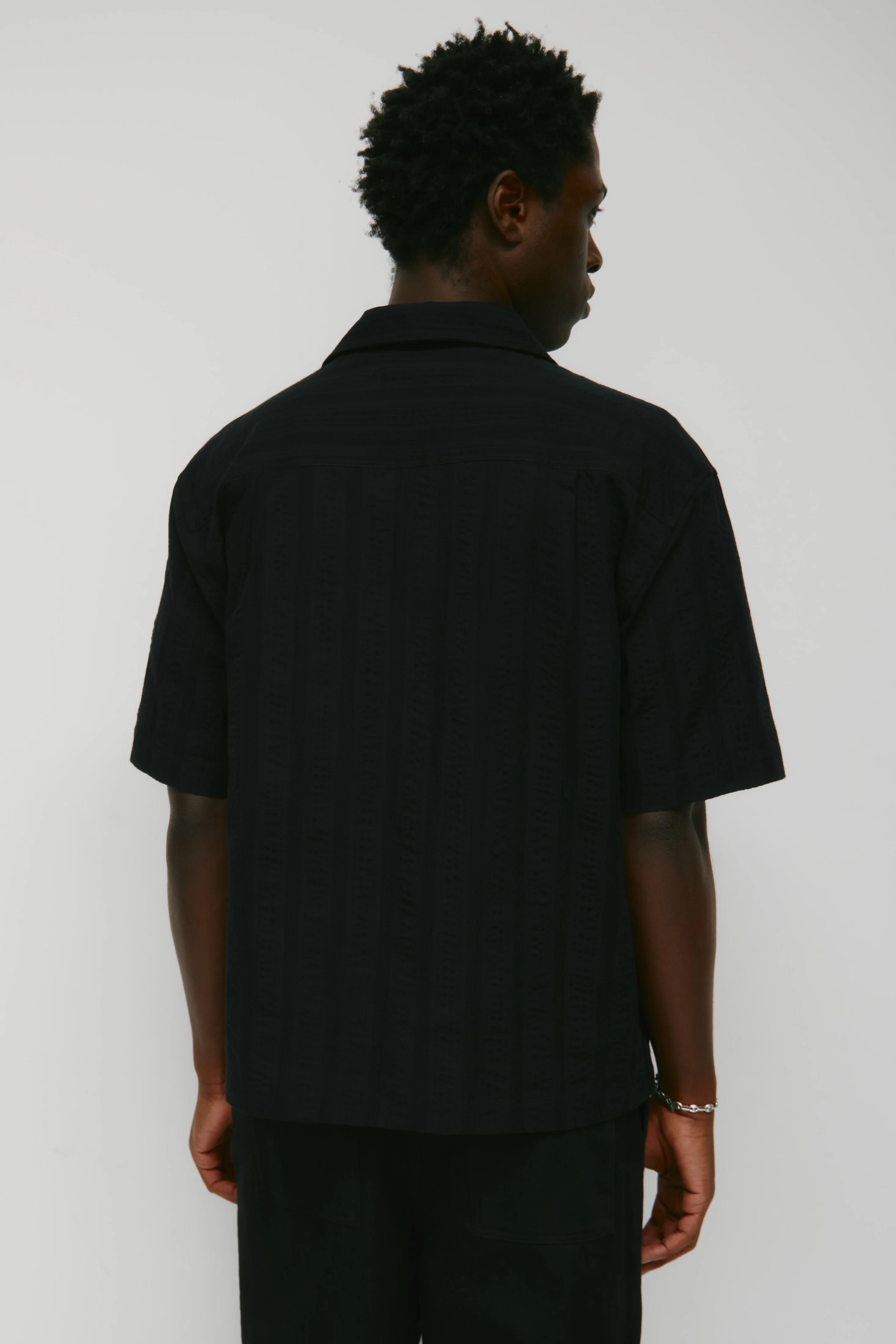 Men's Sadeem Shirt in Black - Image 4
