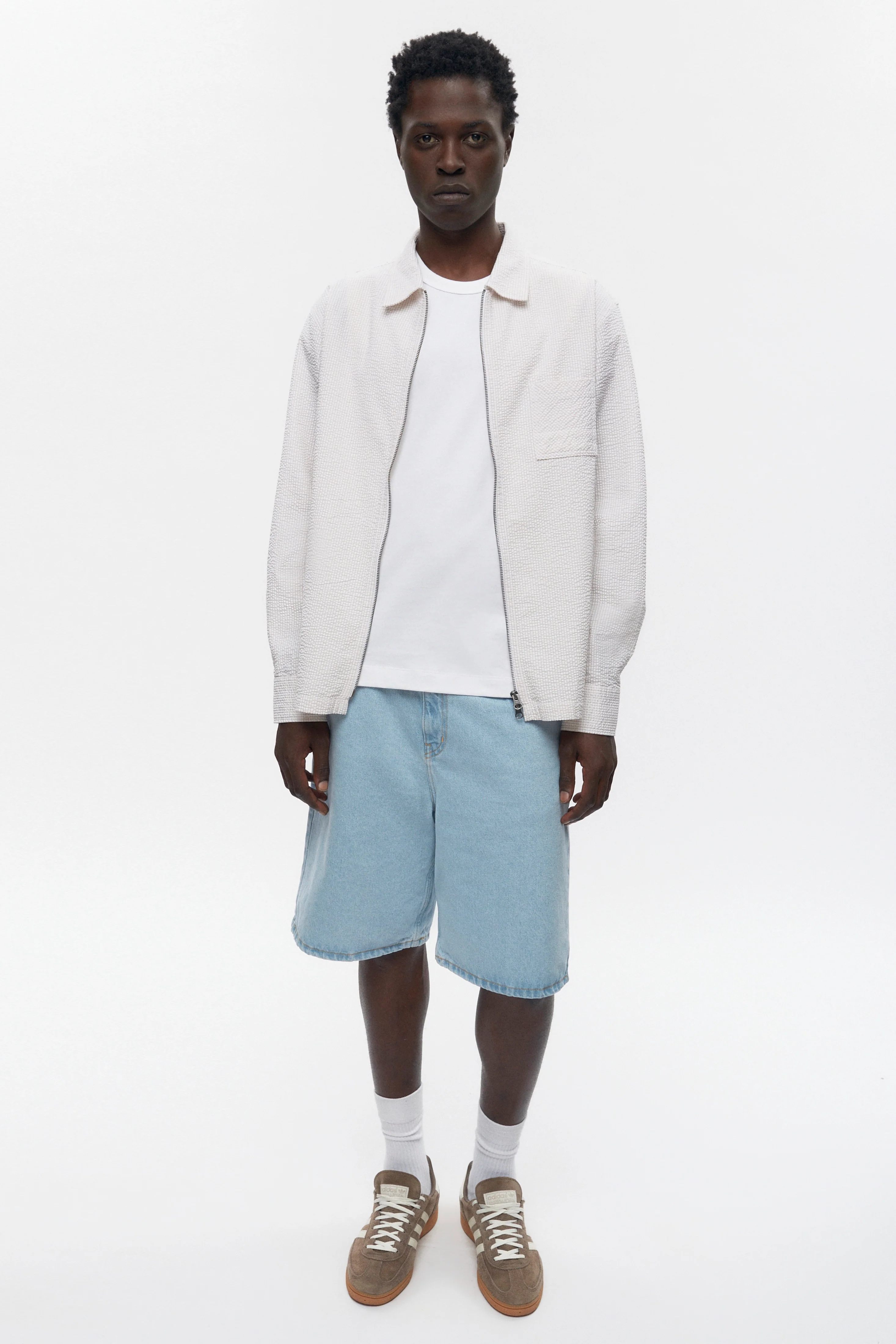 Men's Seersucker Full Zip Shirt in Fog/White - Image 2