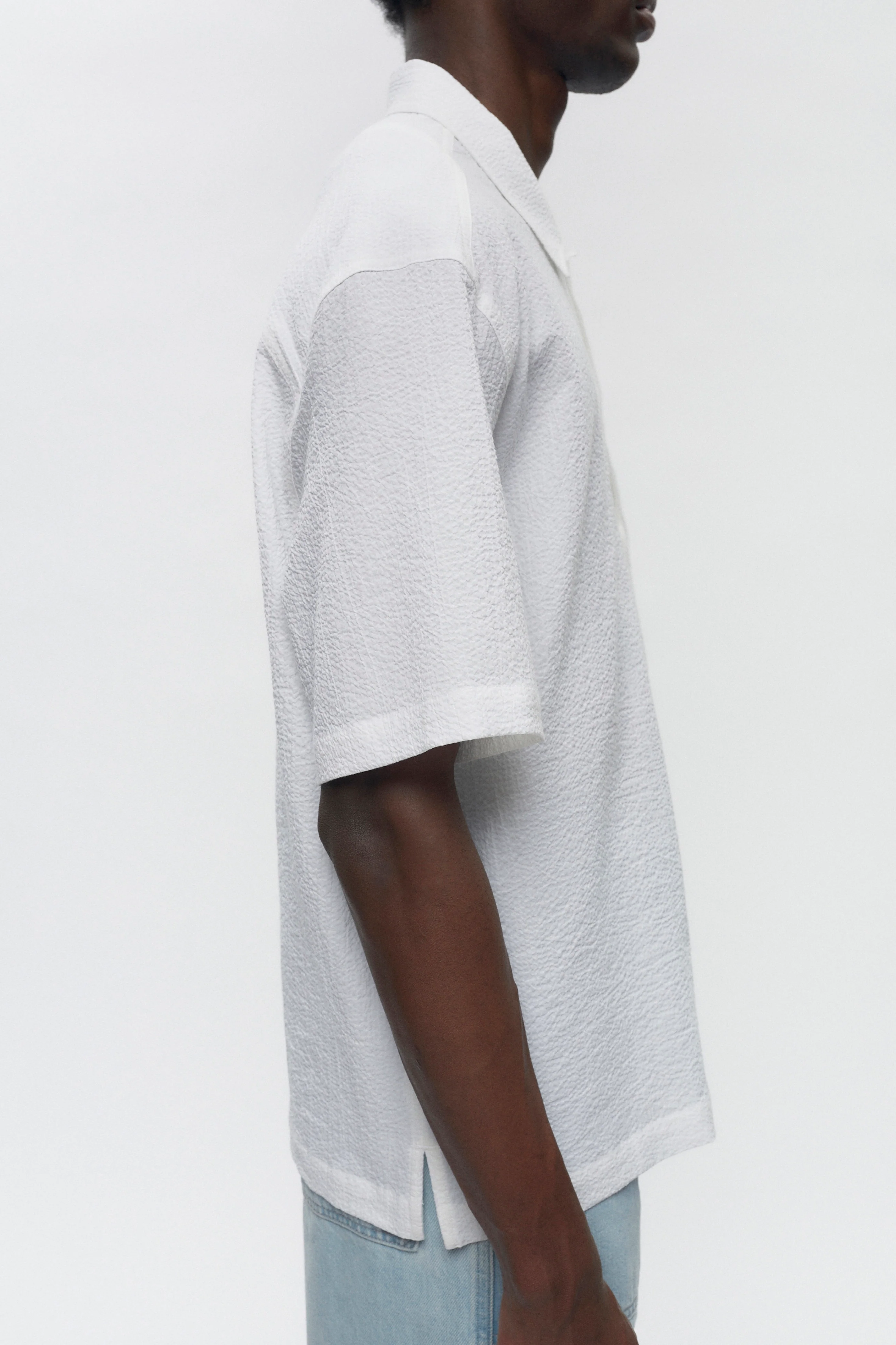 Men's Seersucker Shirt in White - Image 3