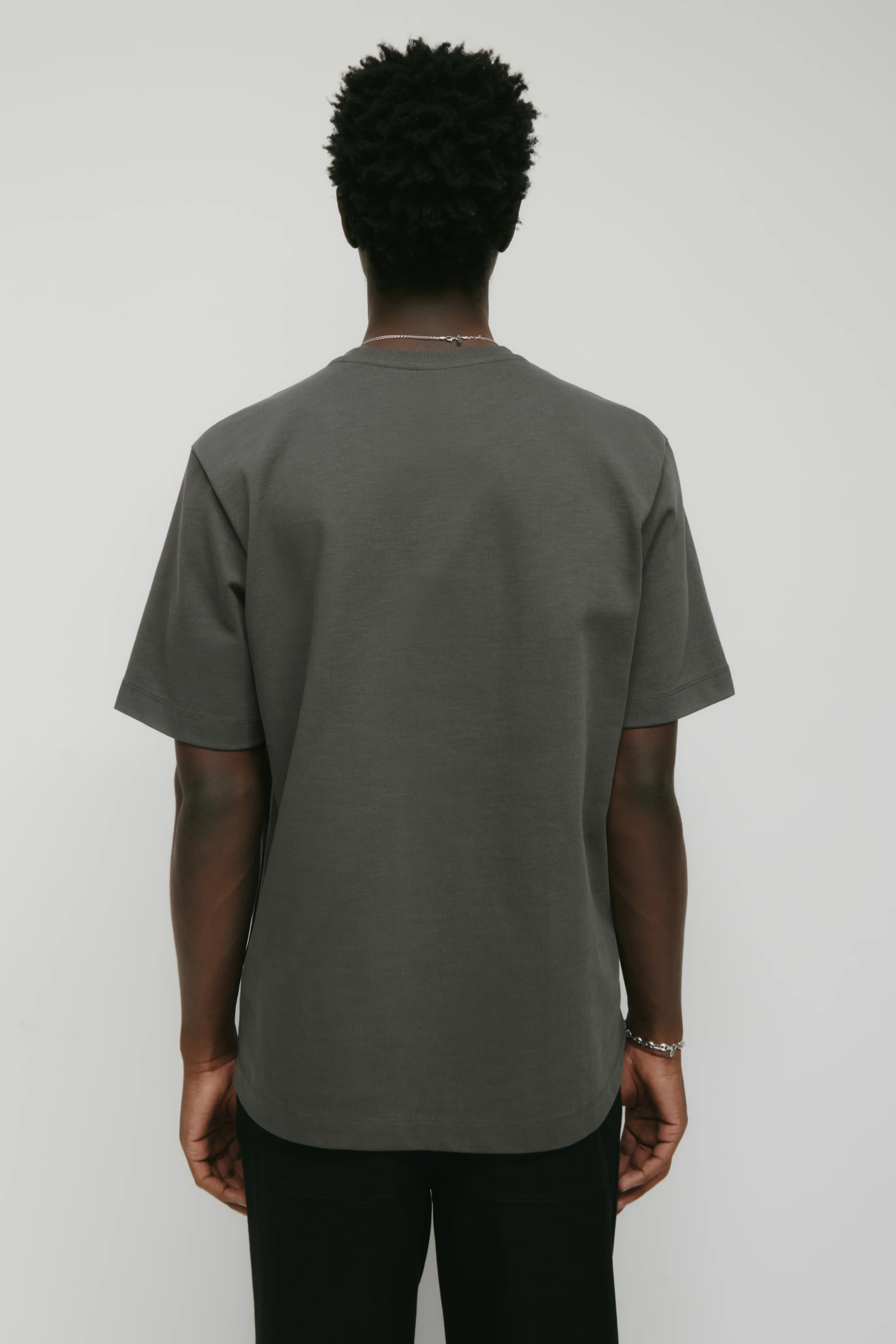Men's Slub Pocket Tee in Beluga - Image 4