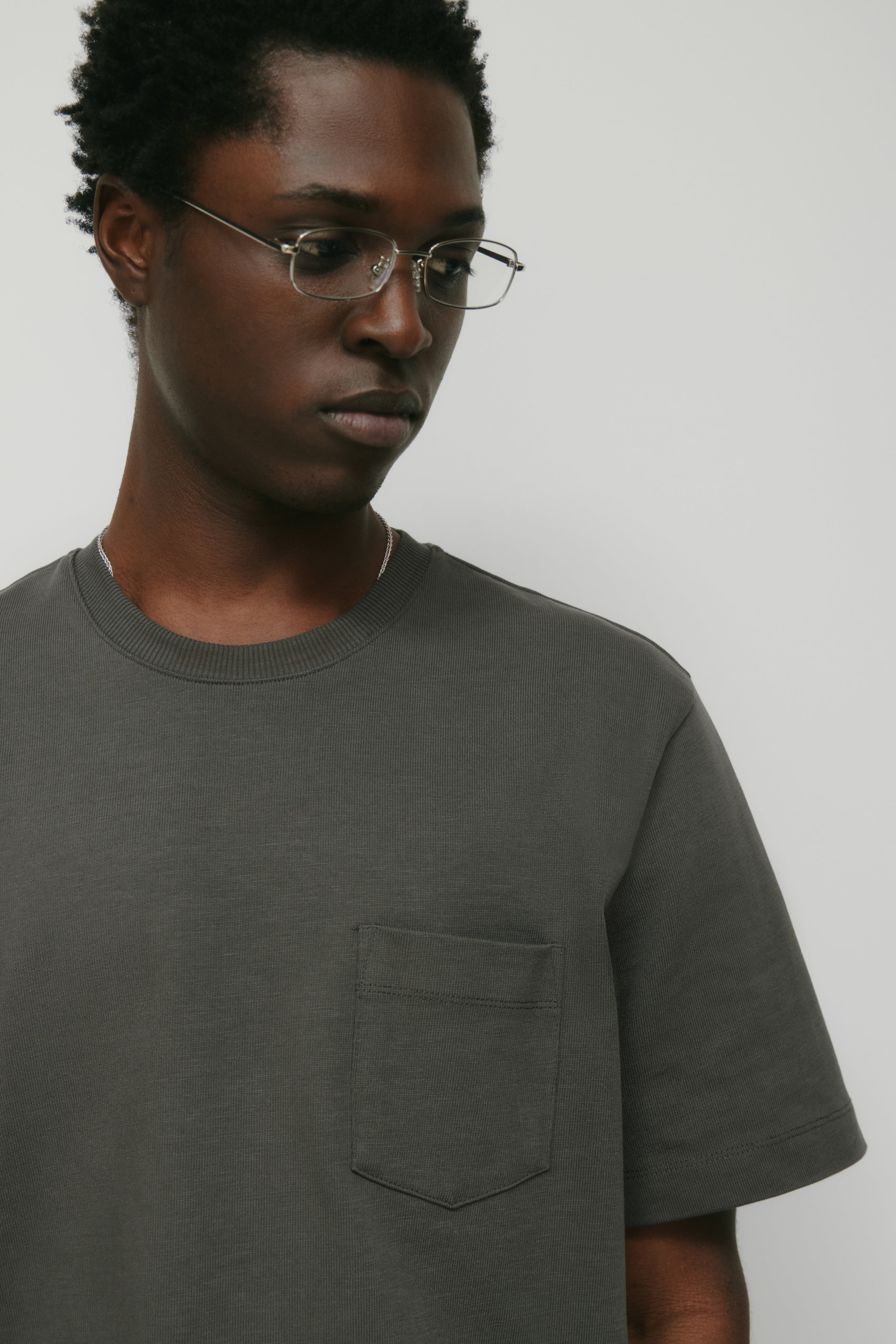 Men's Slub Pocket Tee in Beluga - Image 5