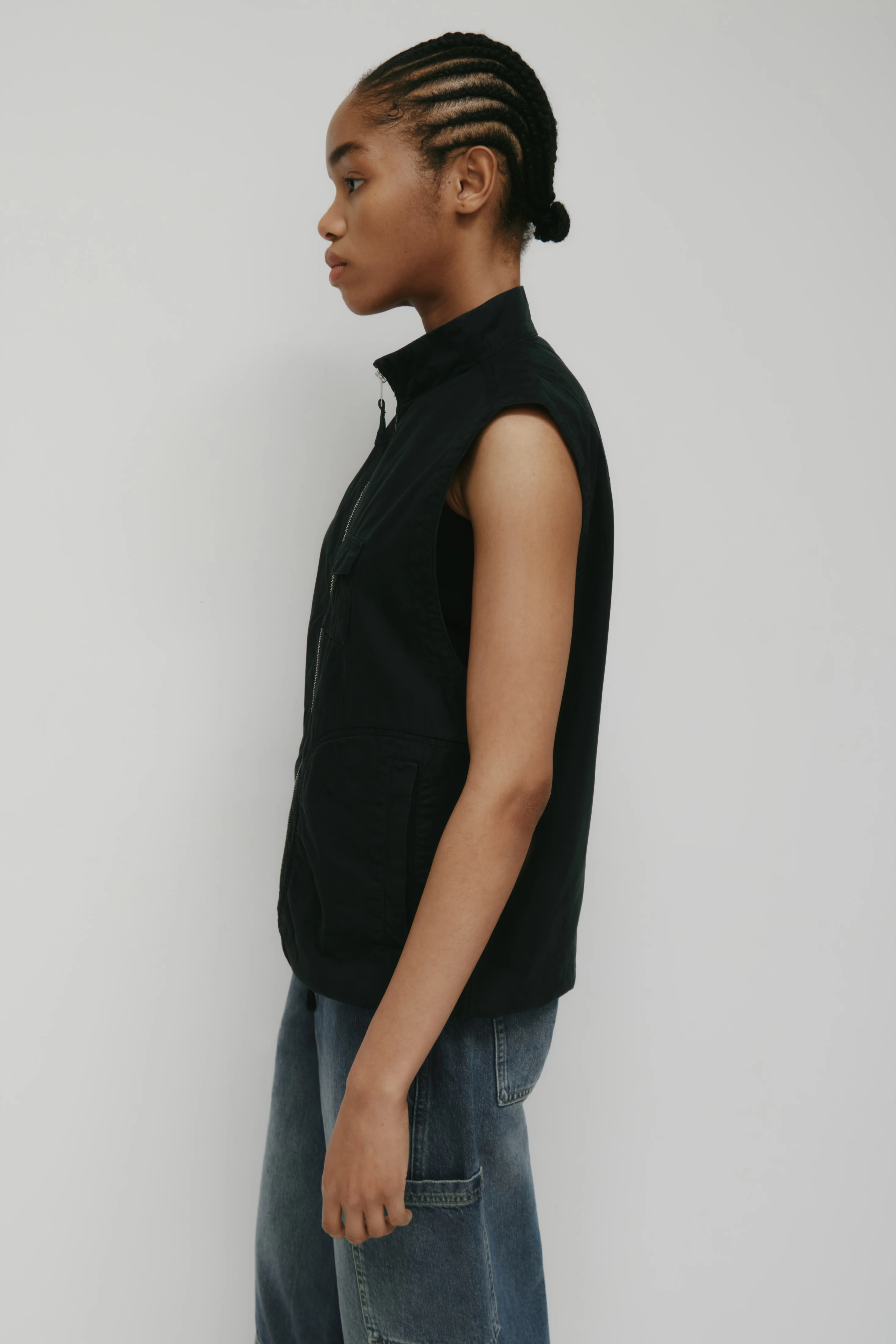 Men's Tefnut Stand Collar Vest in Black - Image 7