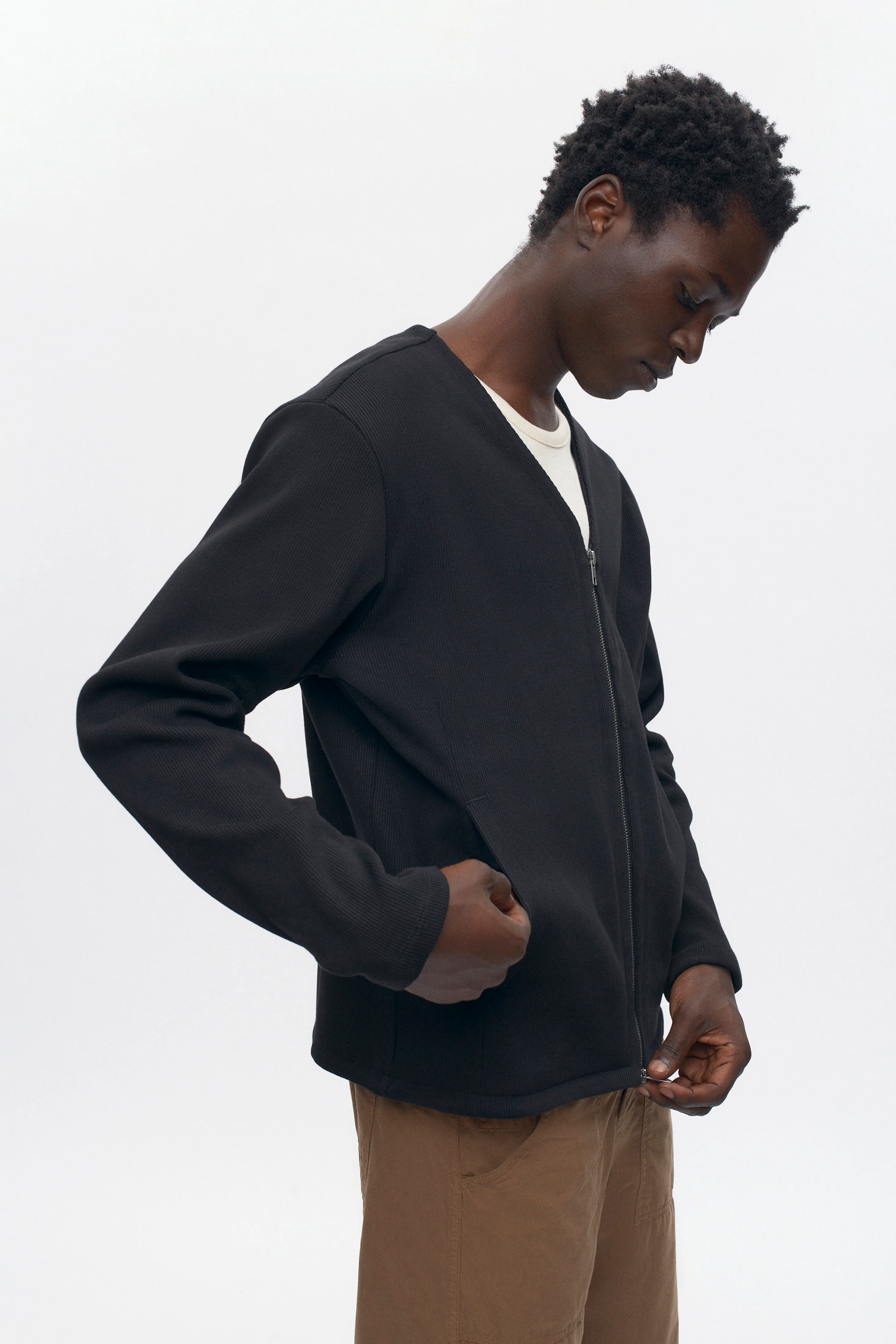 Men's Thebes Cardigan in Black - Image 5