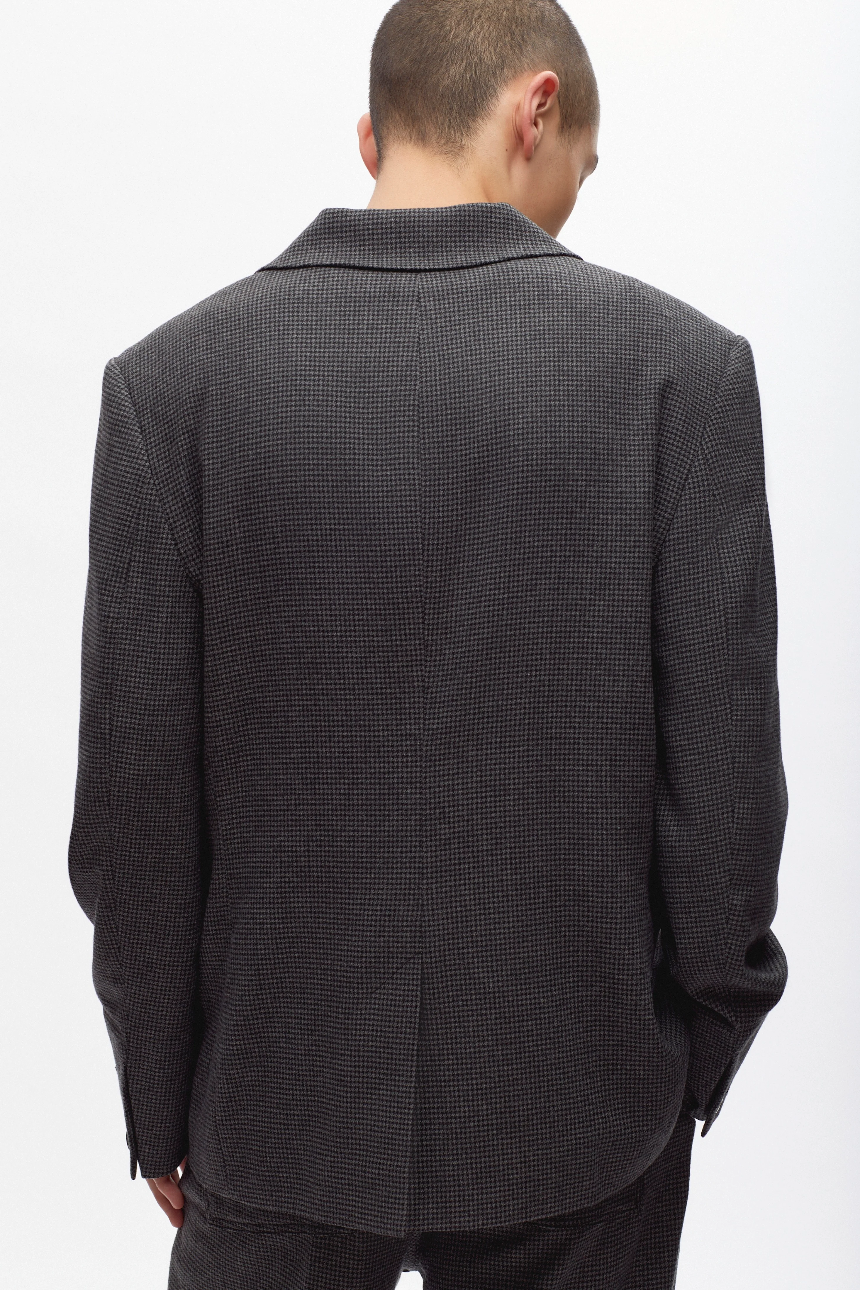 Wool Laureate Jacket in Charcoal Houndstooth - Image 3