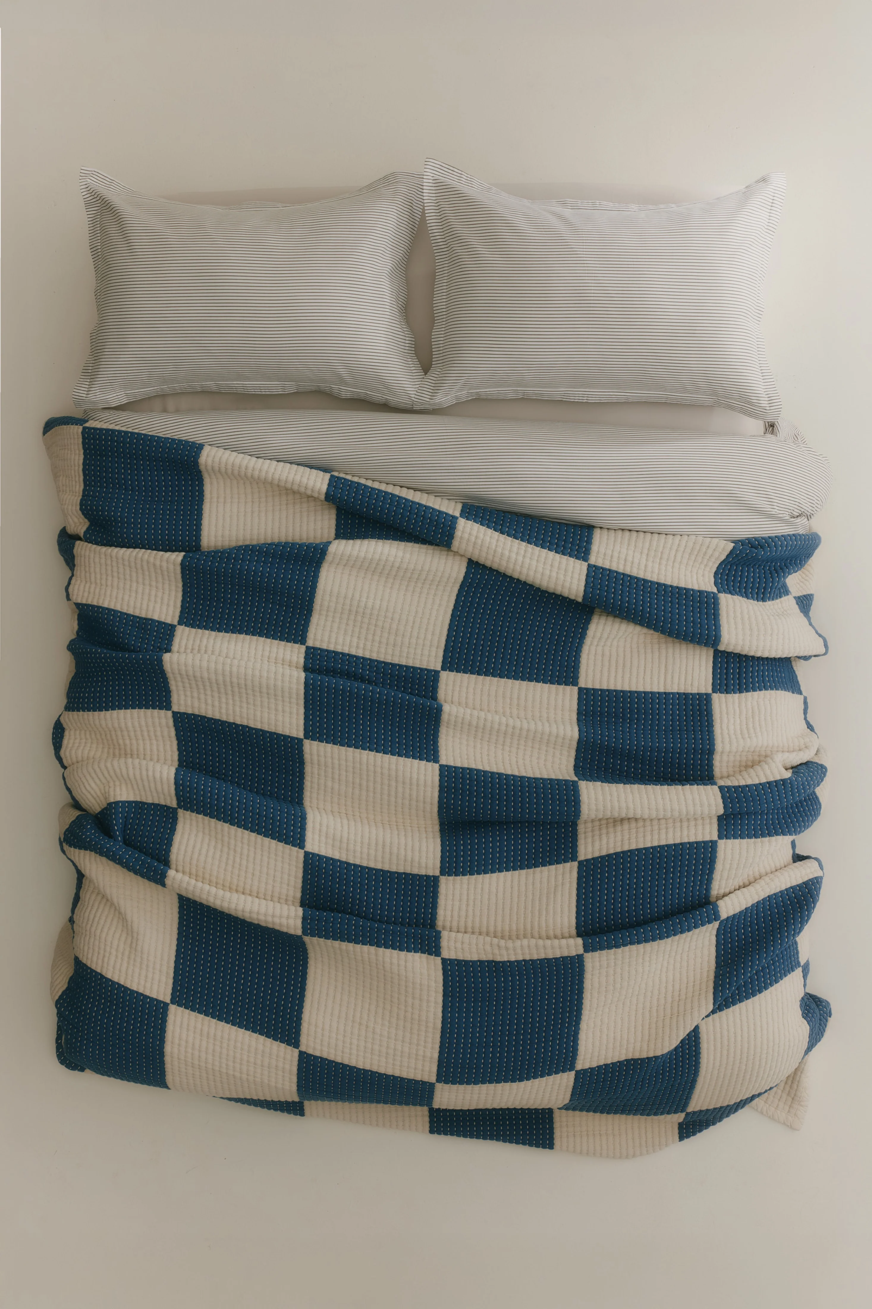 Patchwork Quilted Comforter in Natural/Delta - Image 3