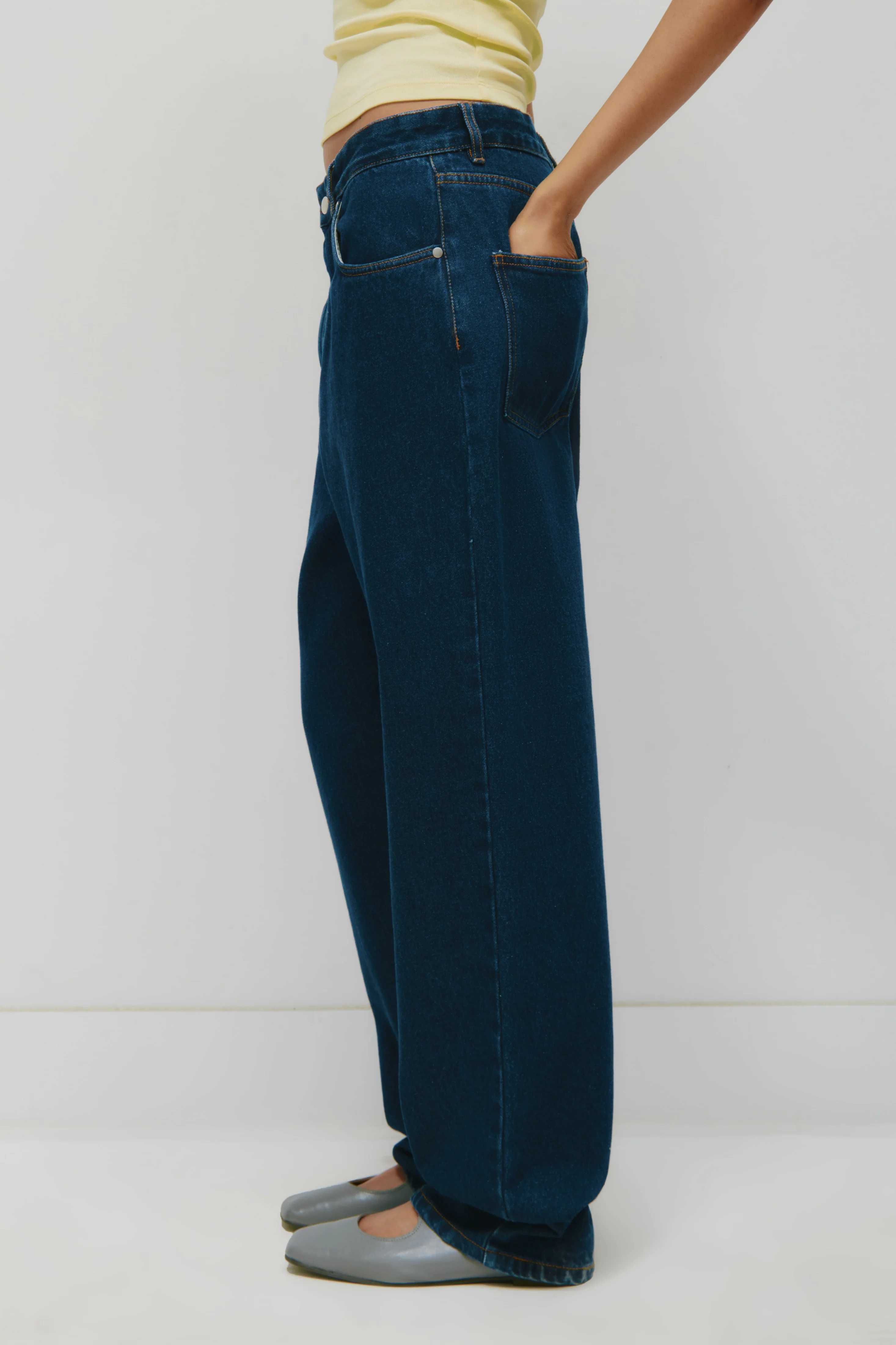 Antifit Denim in Dark Wash - Image 6