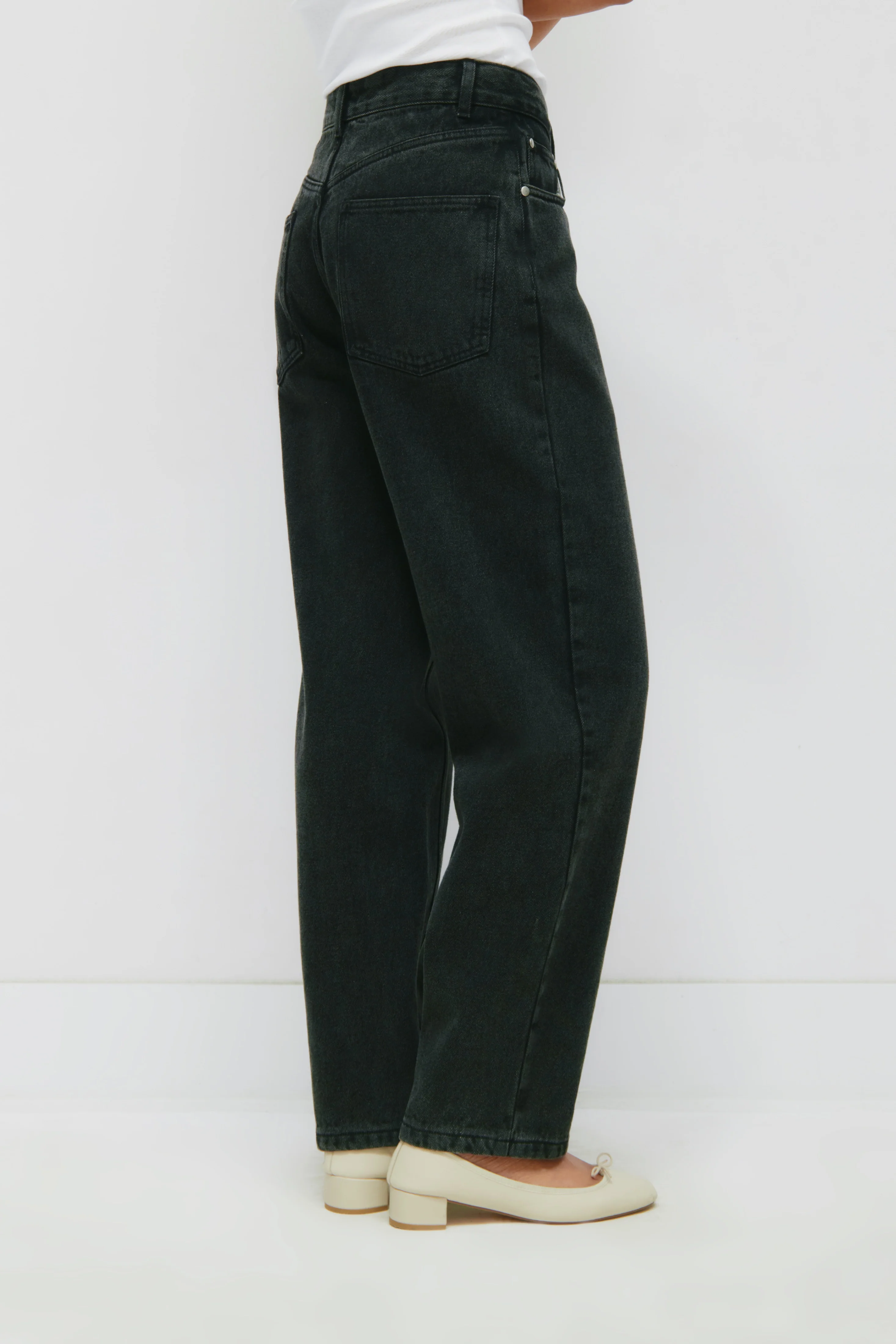 Antifit Denim in Washed Black - Image 6